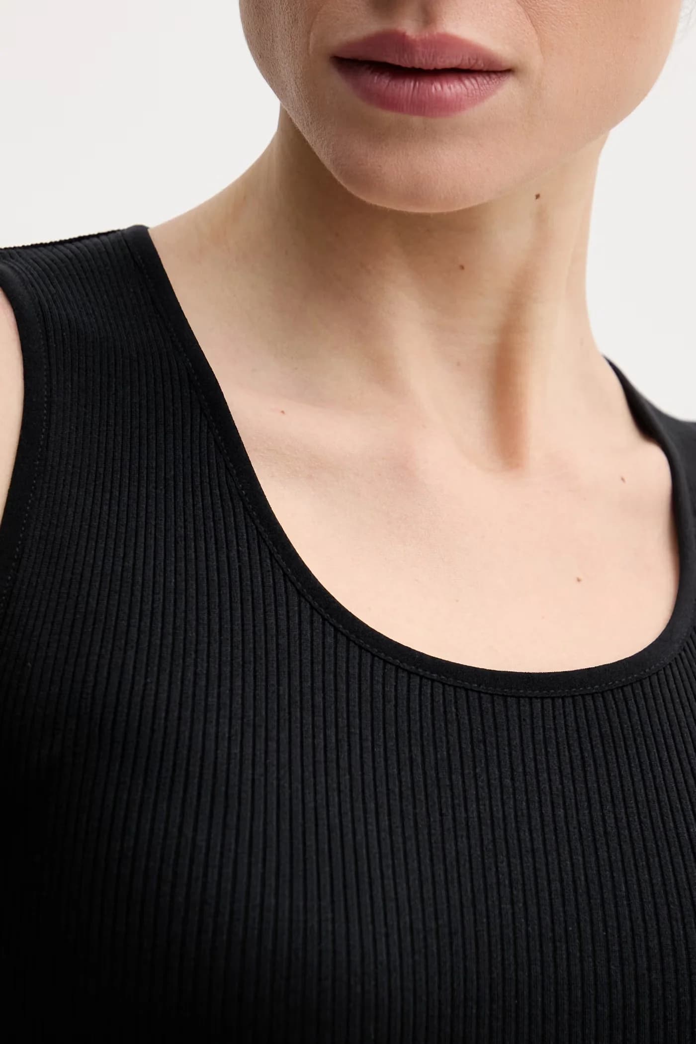 Топ с оттенком шелка - фото 4