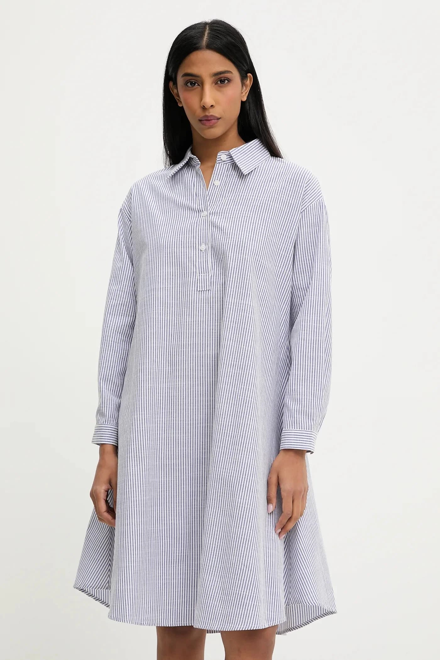 Льняное платье