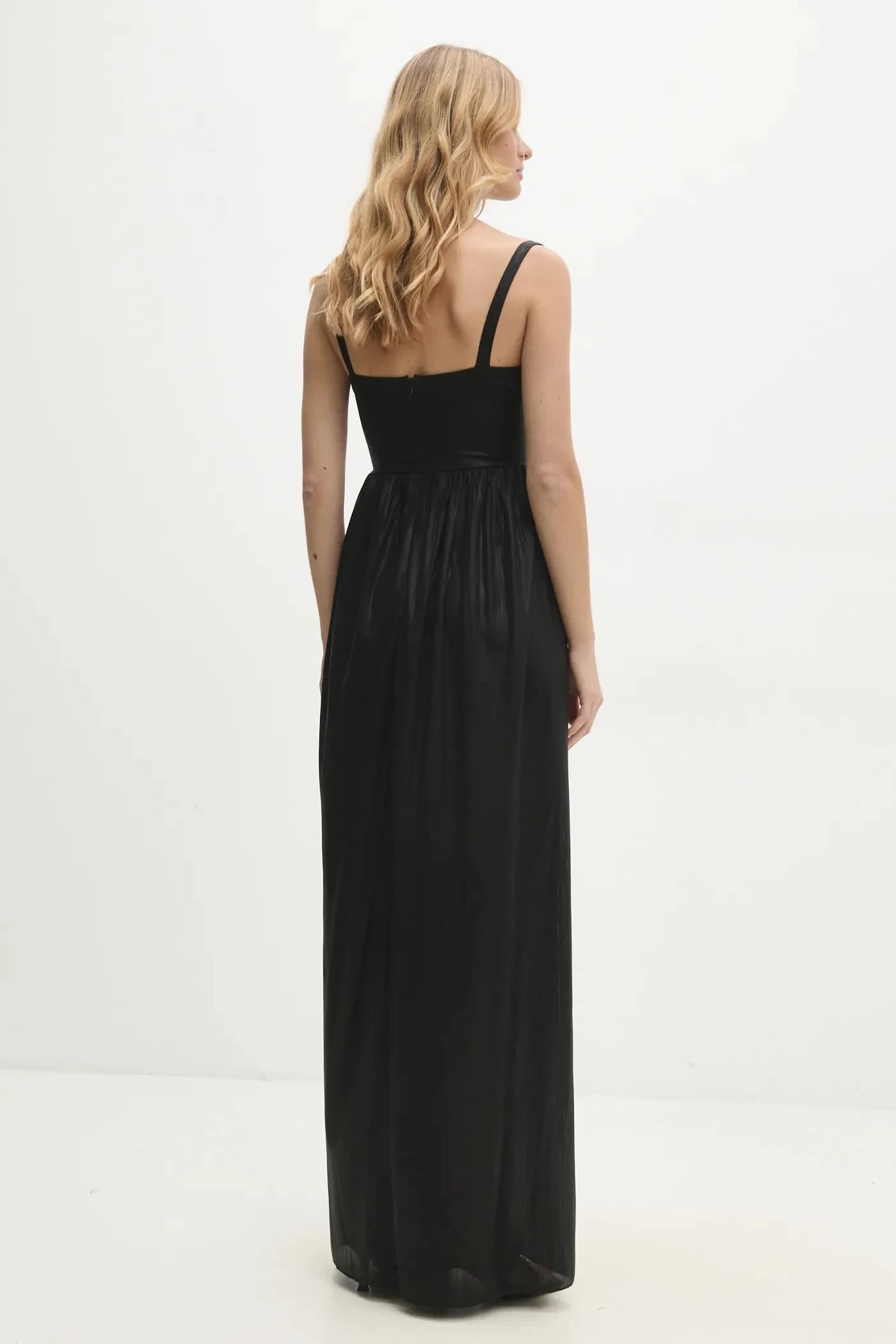 Платье и шорты - фото 3