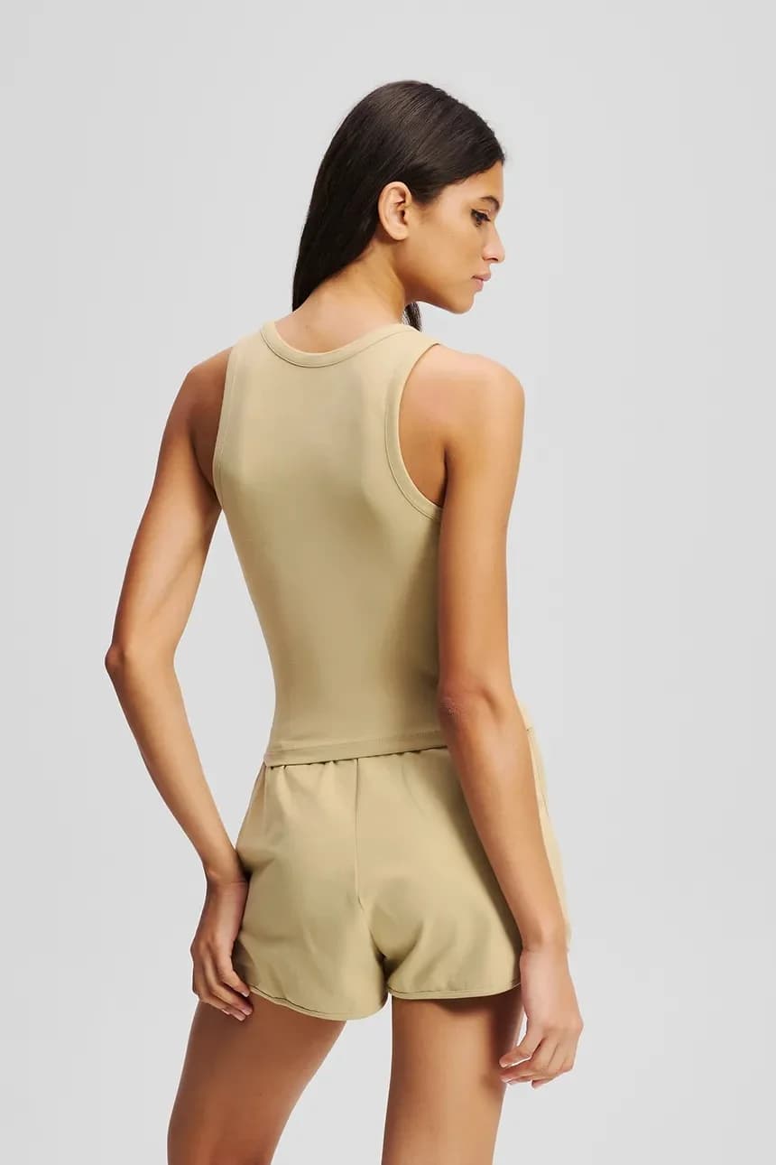 Топ ОТЕЛЬ КАРЛ - фото 2