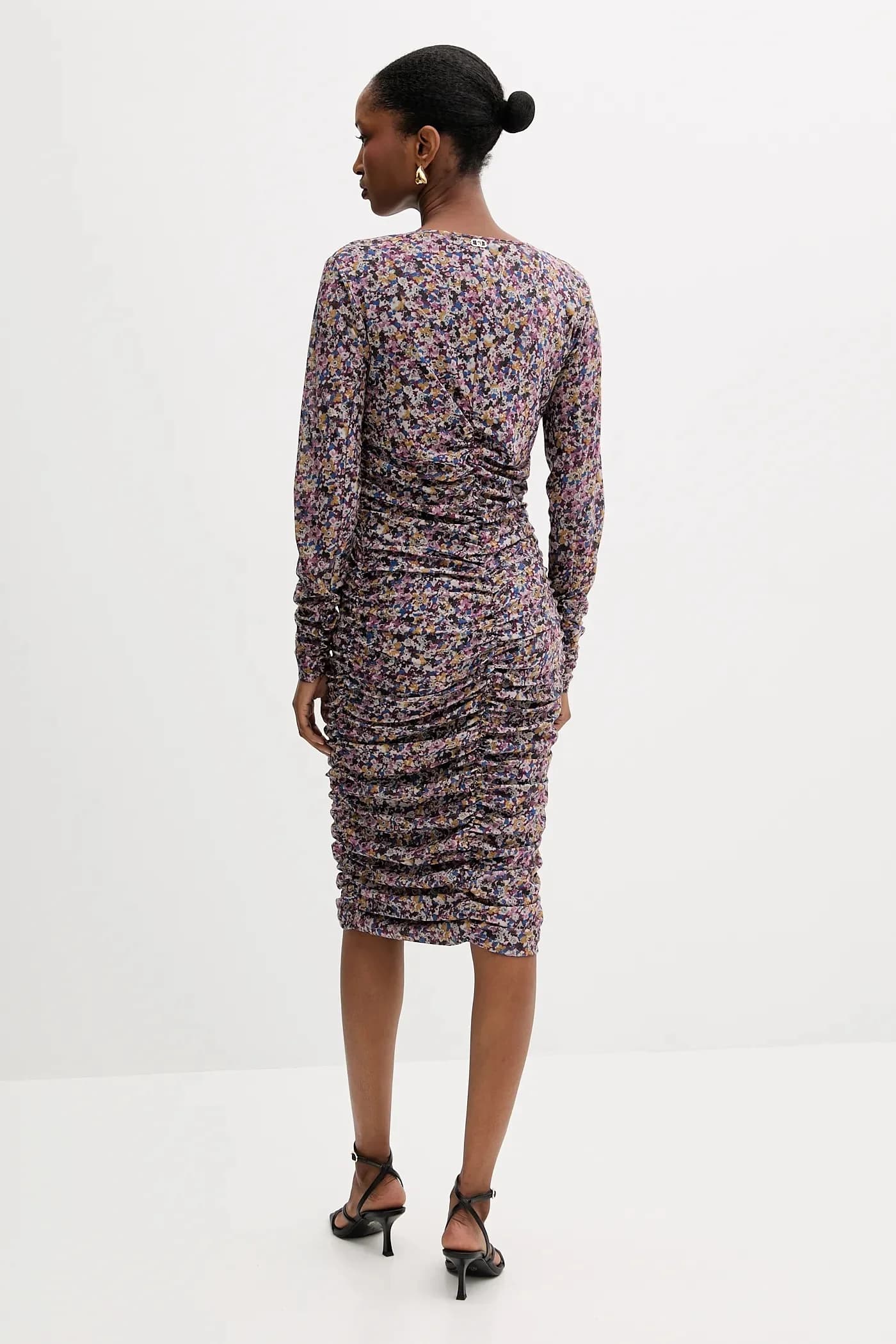 Одеваться - фото 3