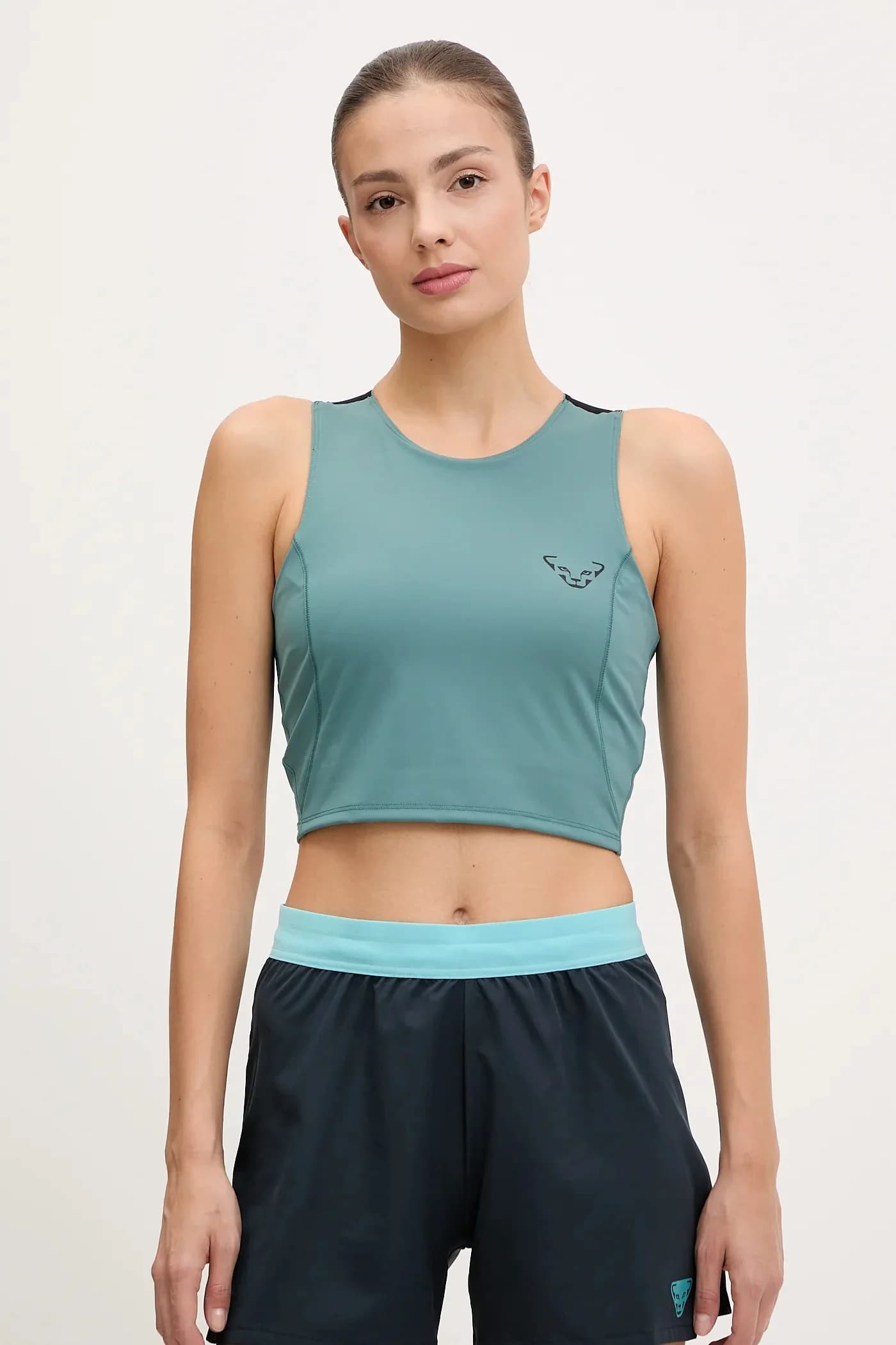 Спортивный топ для трейловых прогулок