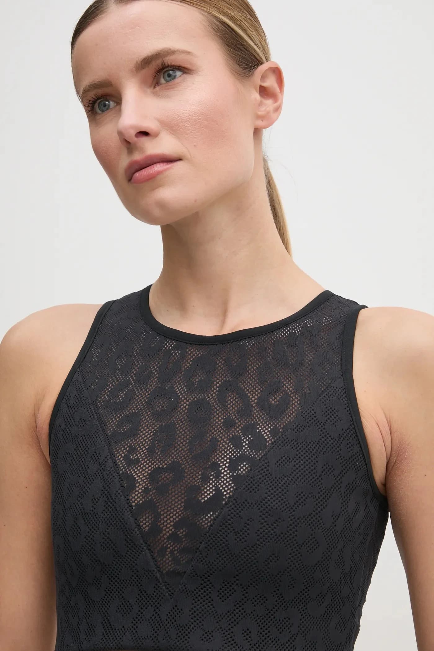 Тренировочный топ - фото 4