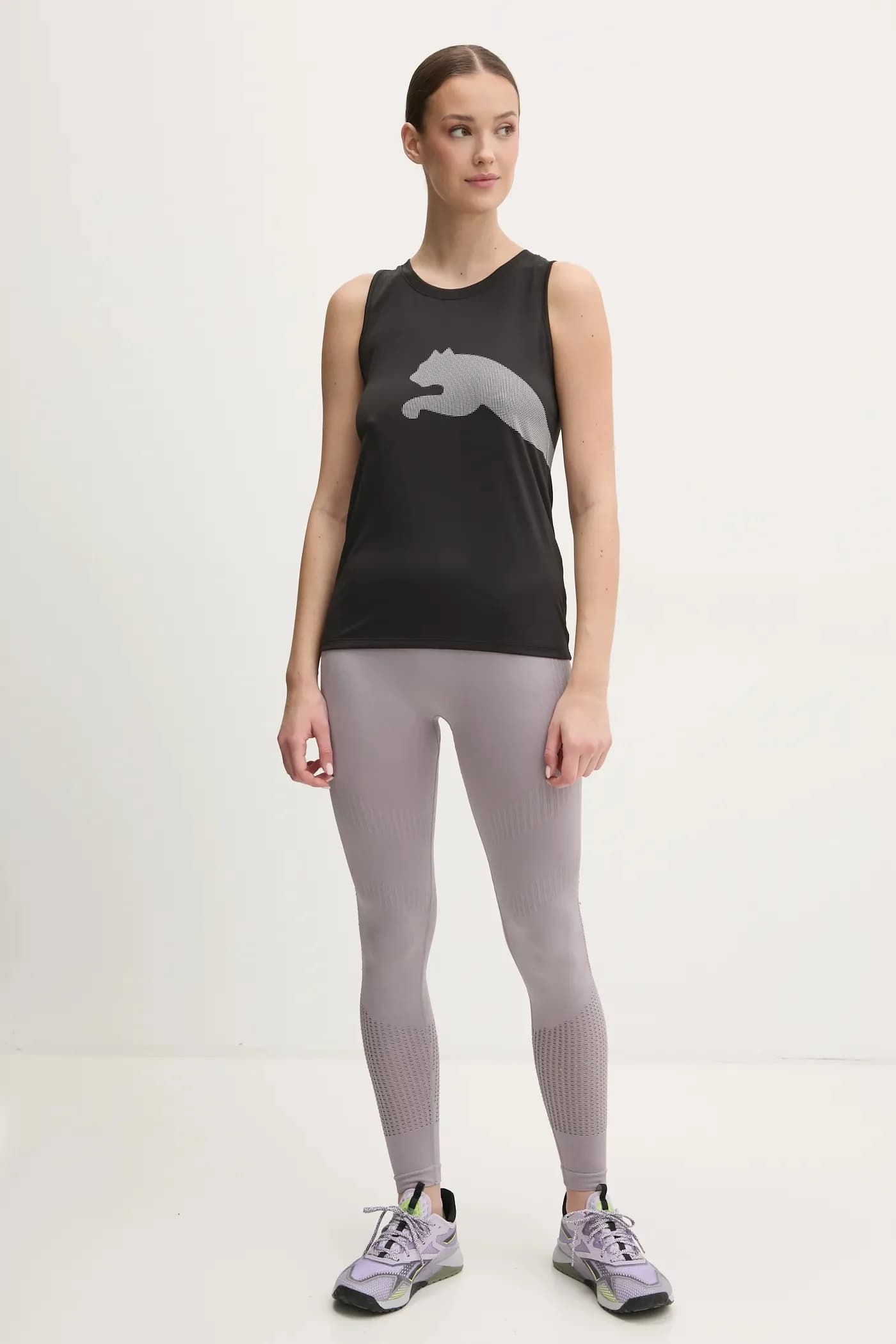 Тренировочный топ Train All Day с большим логотипом - фото 2