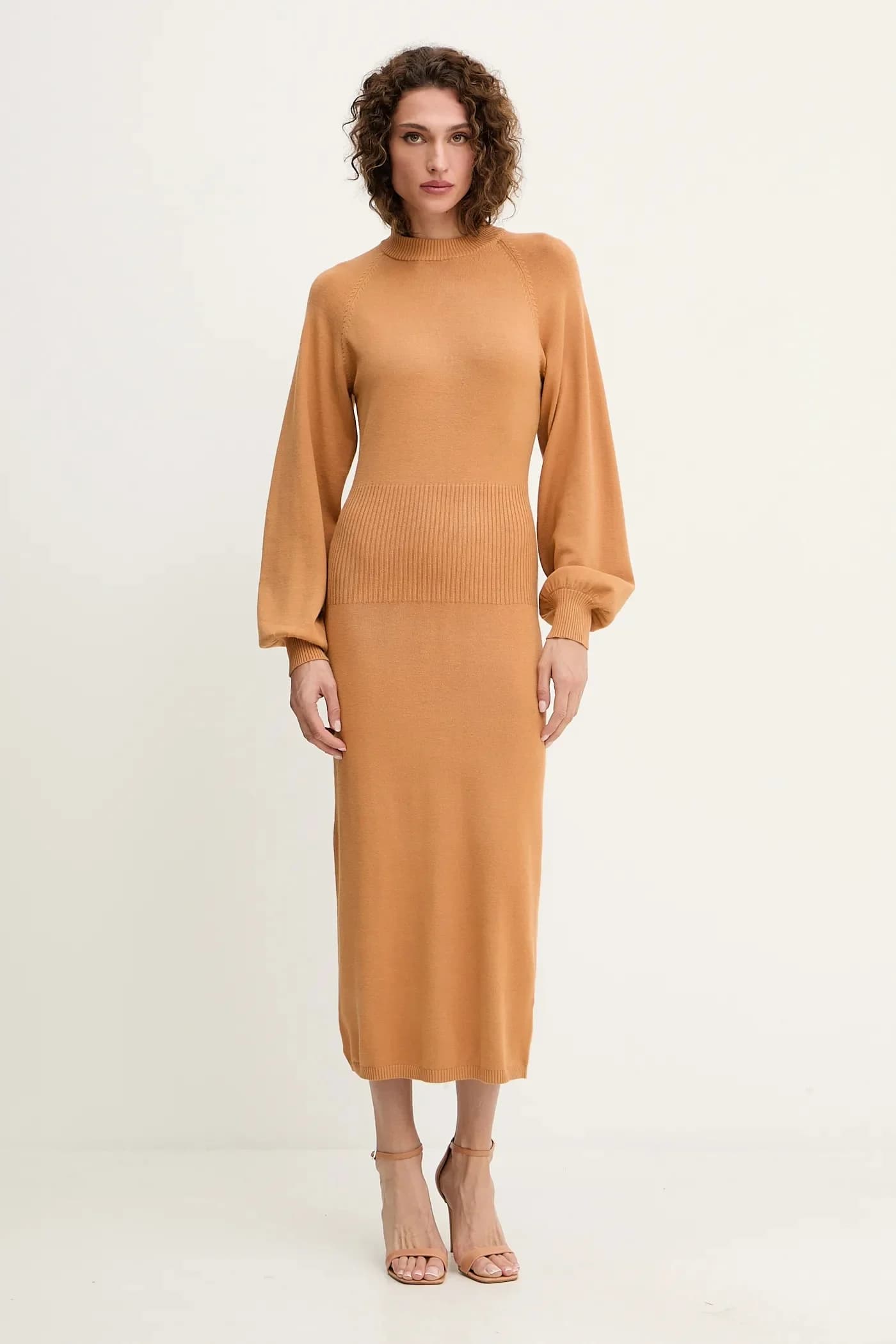 АМАРАТ платье