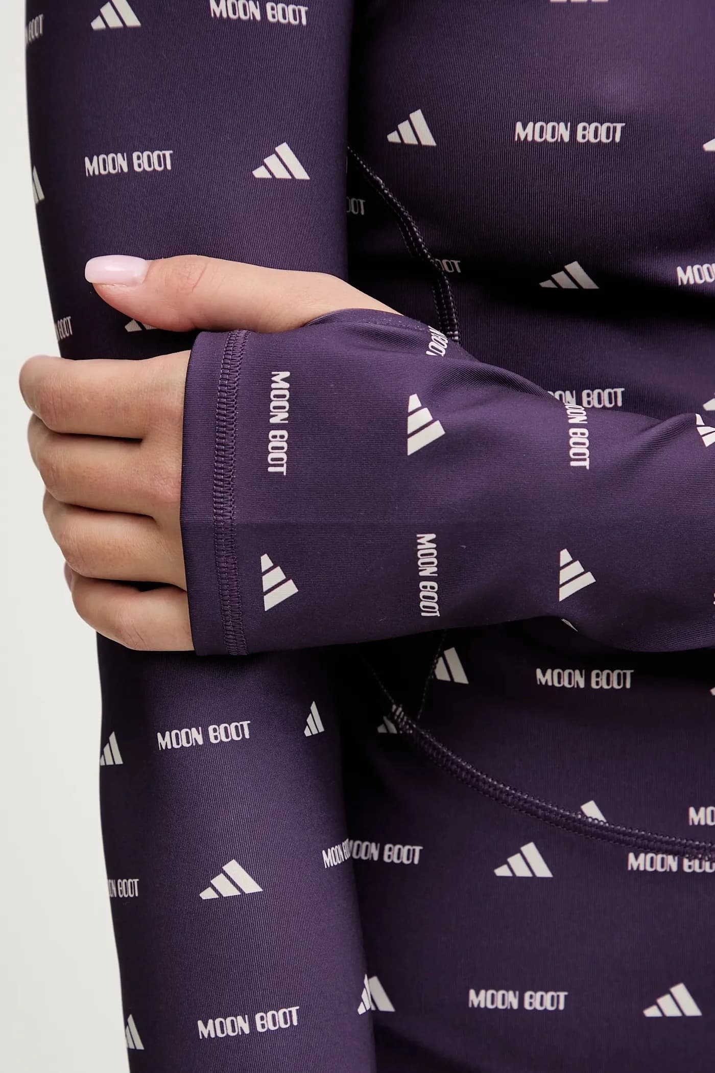 Лонгслив Adidas x Moon Boot - фото 5