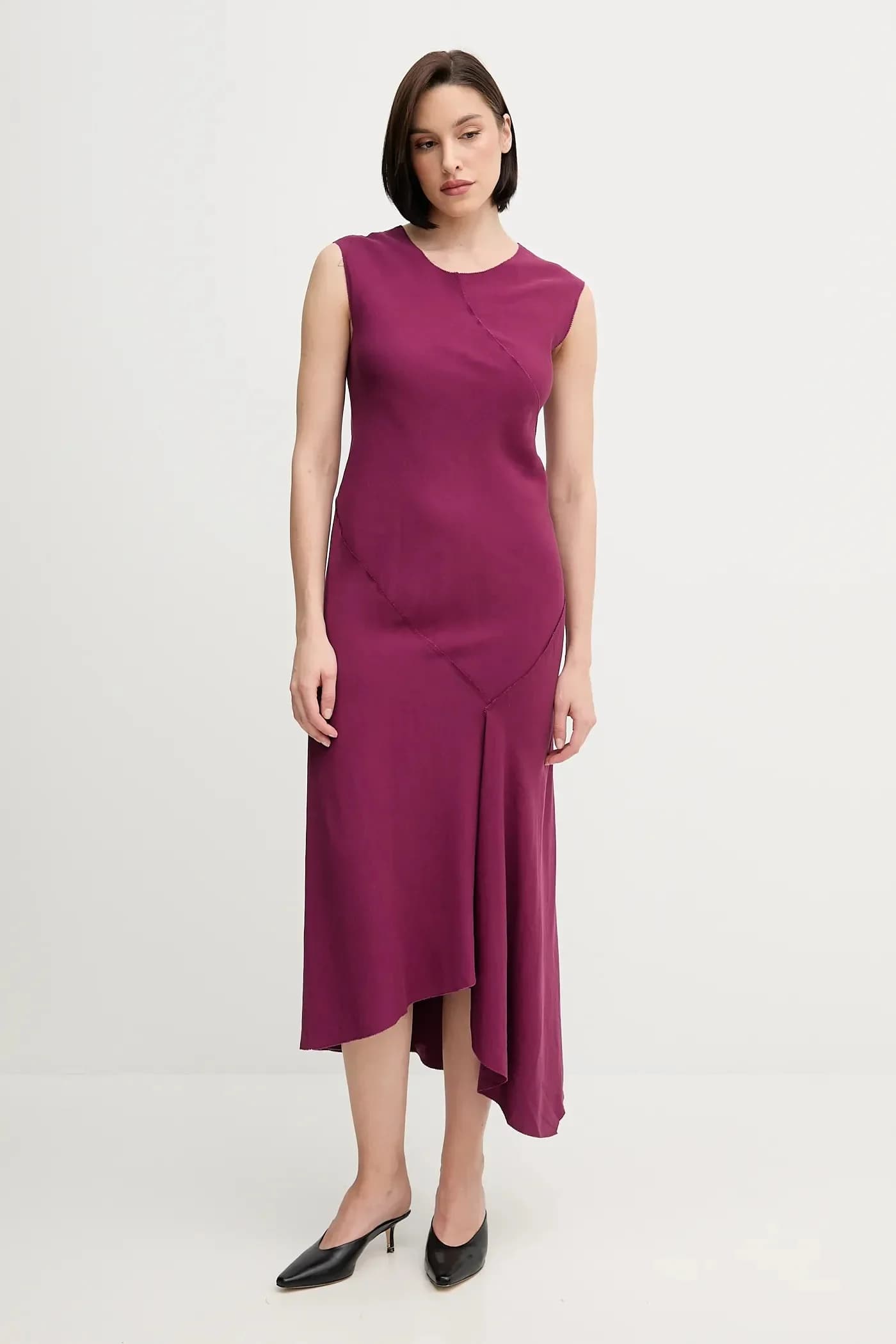 Платье из смесового льна