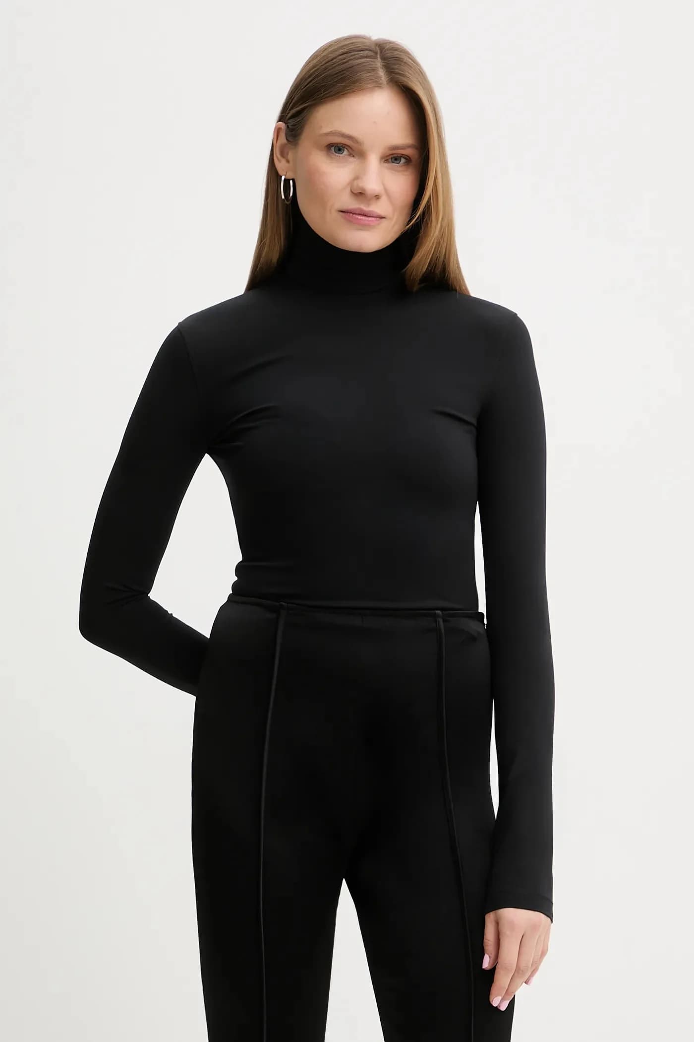 АНОНА с длинным рукавом