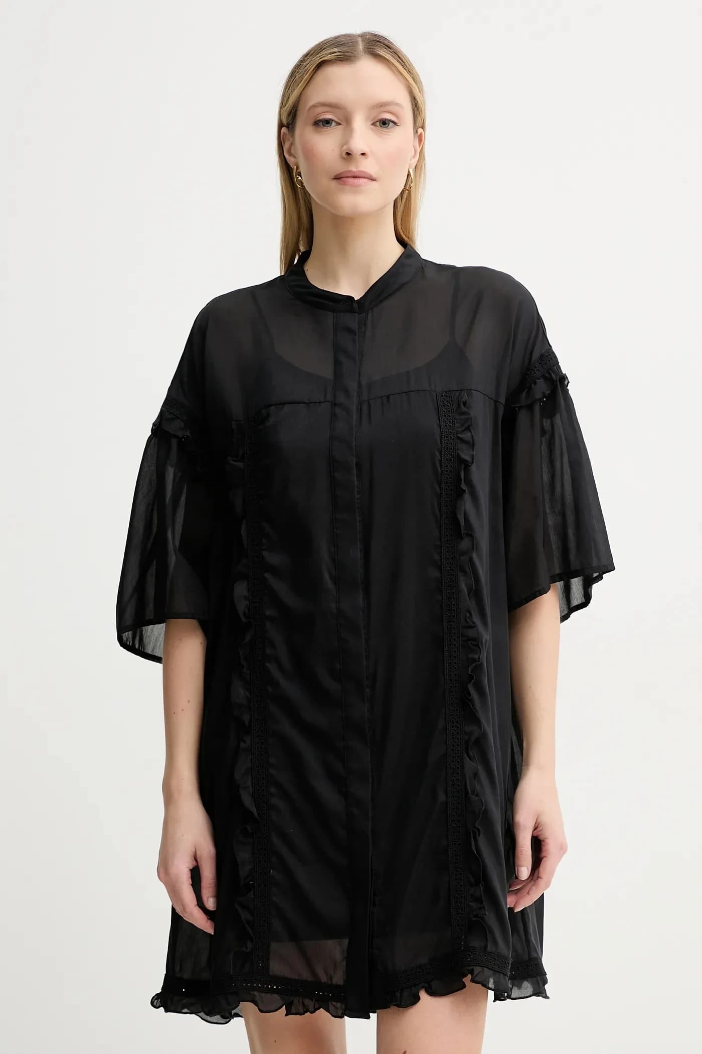 Платье с оттенком шелка