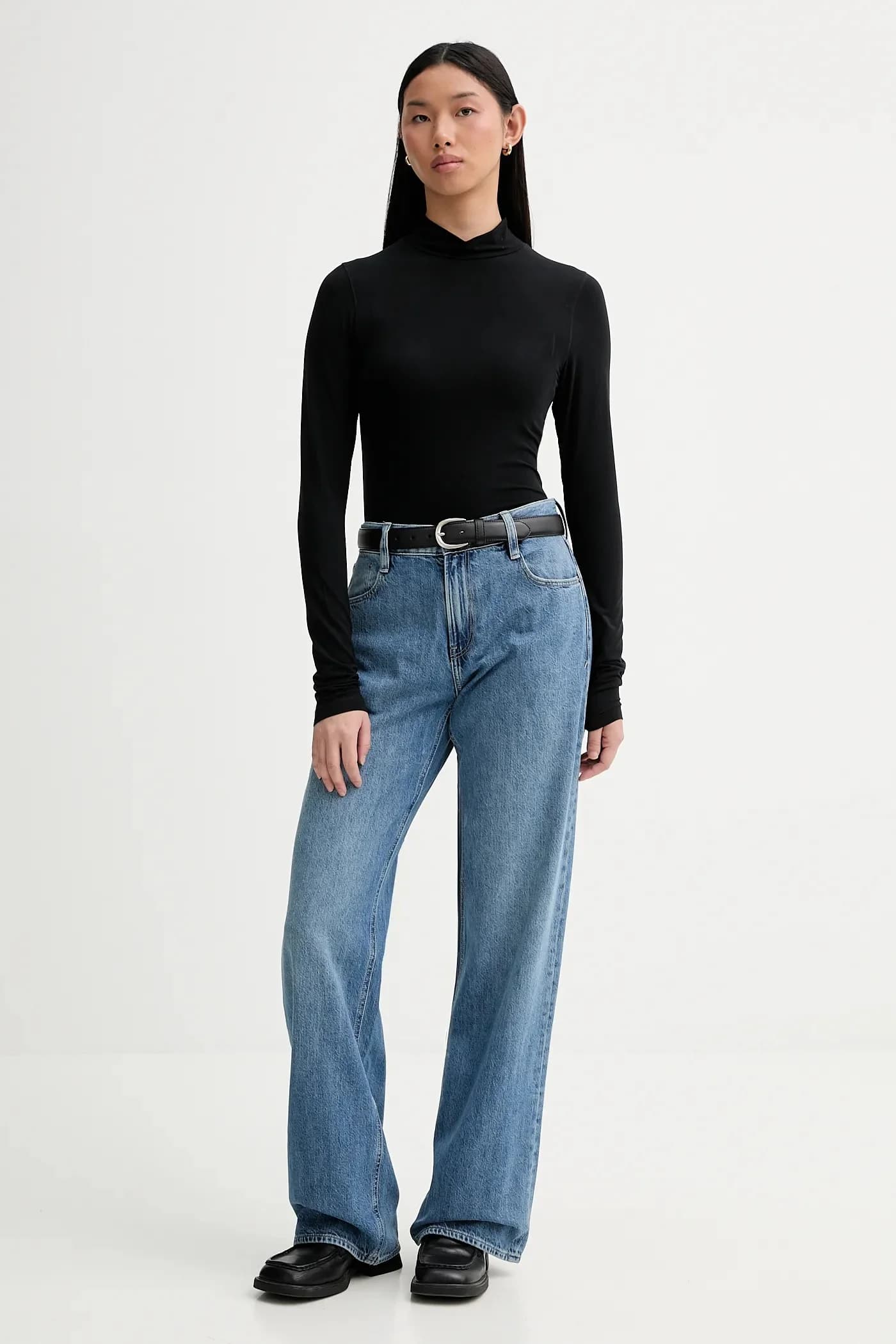 Узкая рубашка с длинными рукавами - фото 2