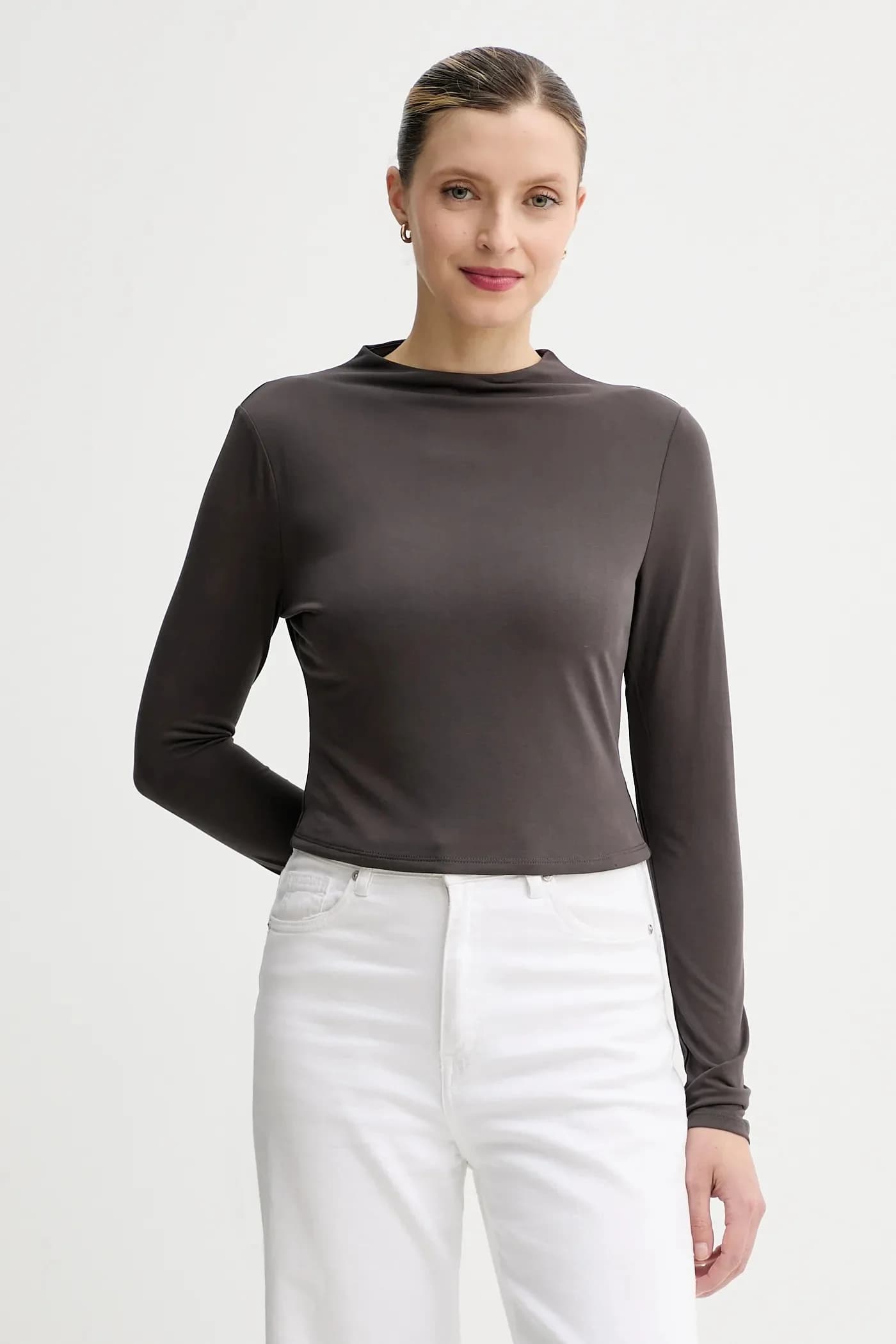 ЭЛЯНА с длинным рукавом