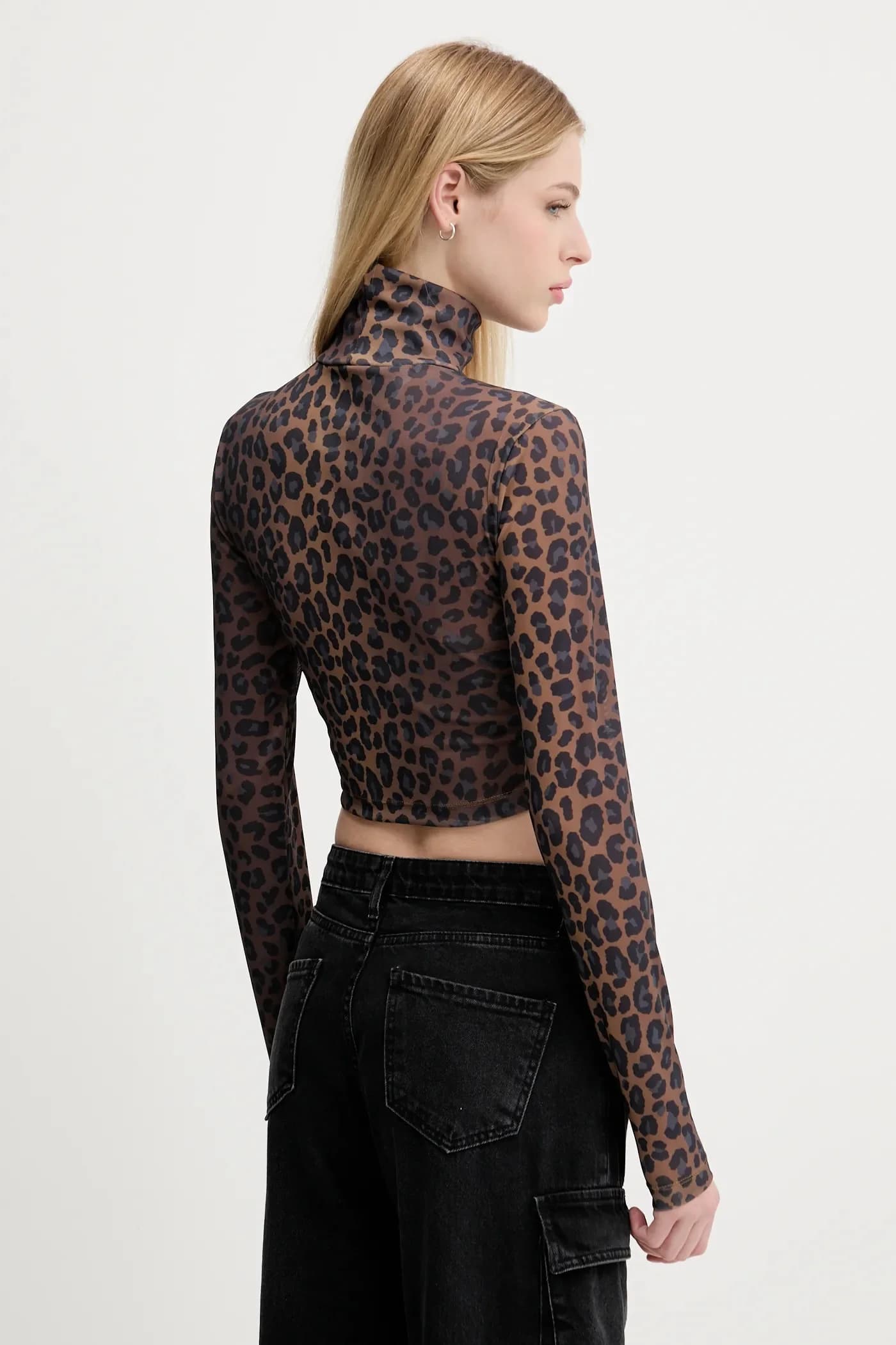 Футболка с длинными рукавами и длинными рукавами - фото 3