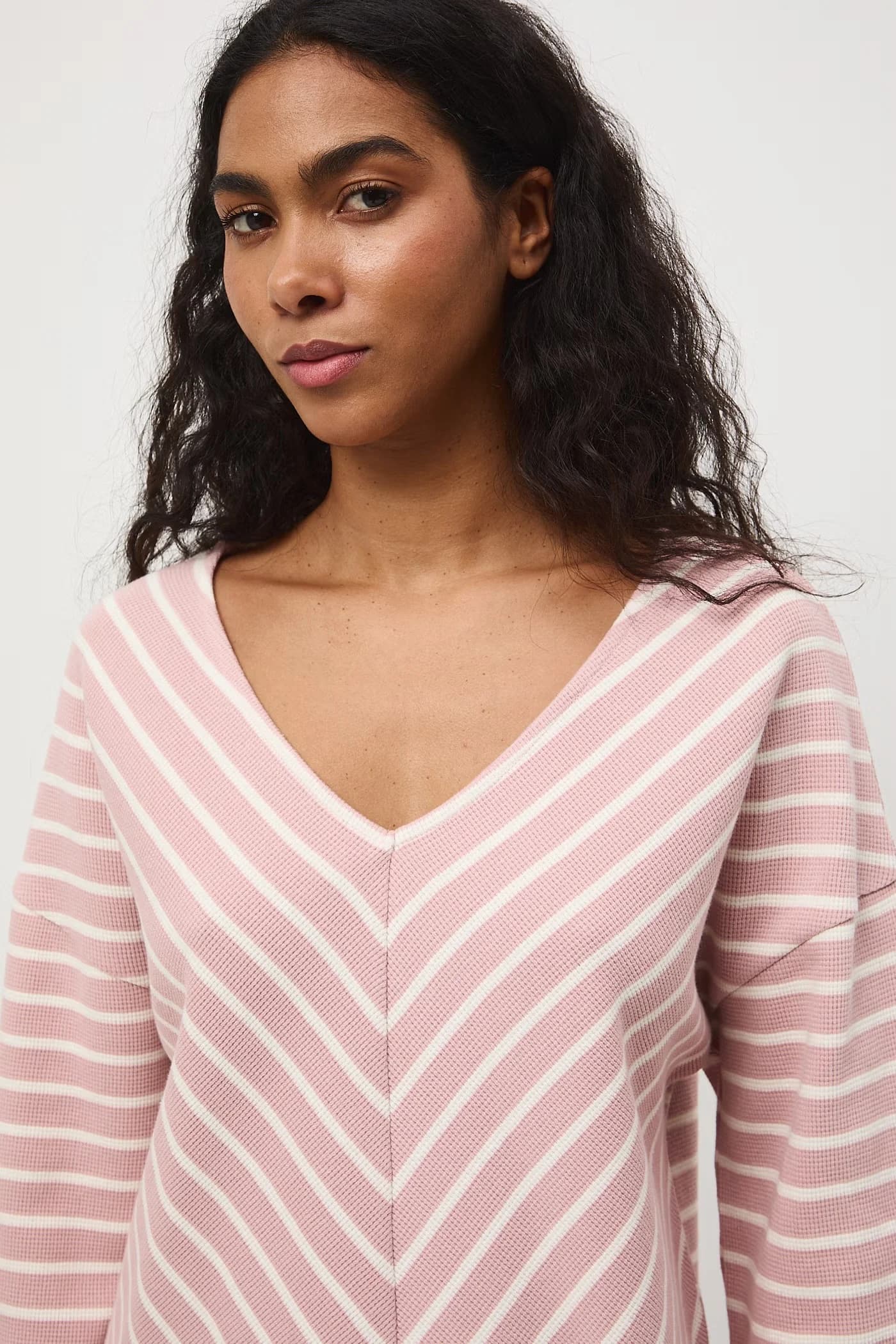 Женская хлопковая рубашка с длинным рукавом - фото 4