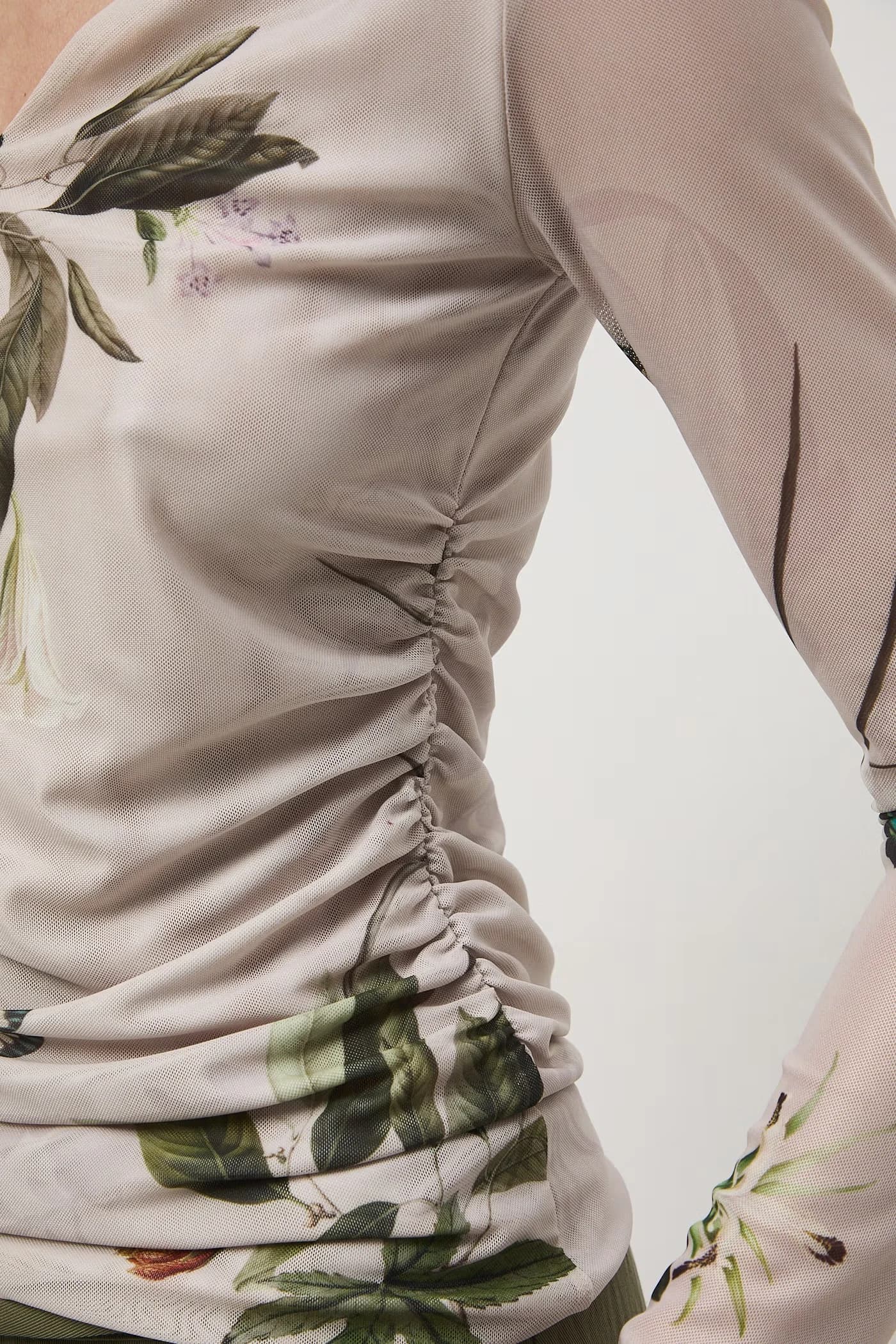 Женский лонгслив - фото 5