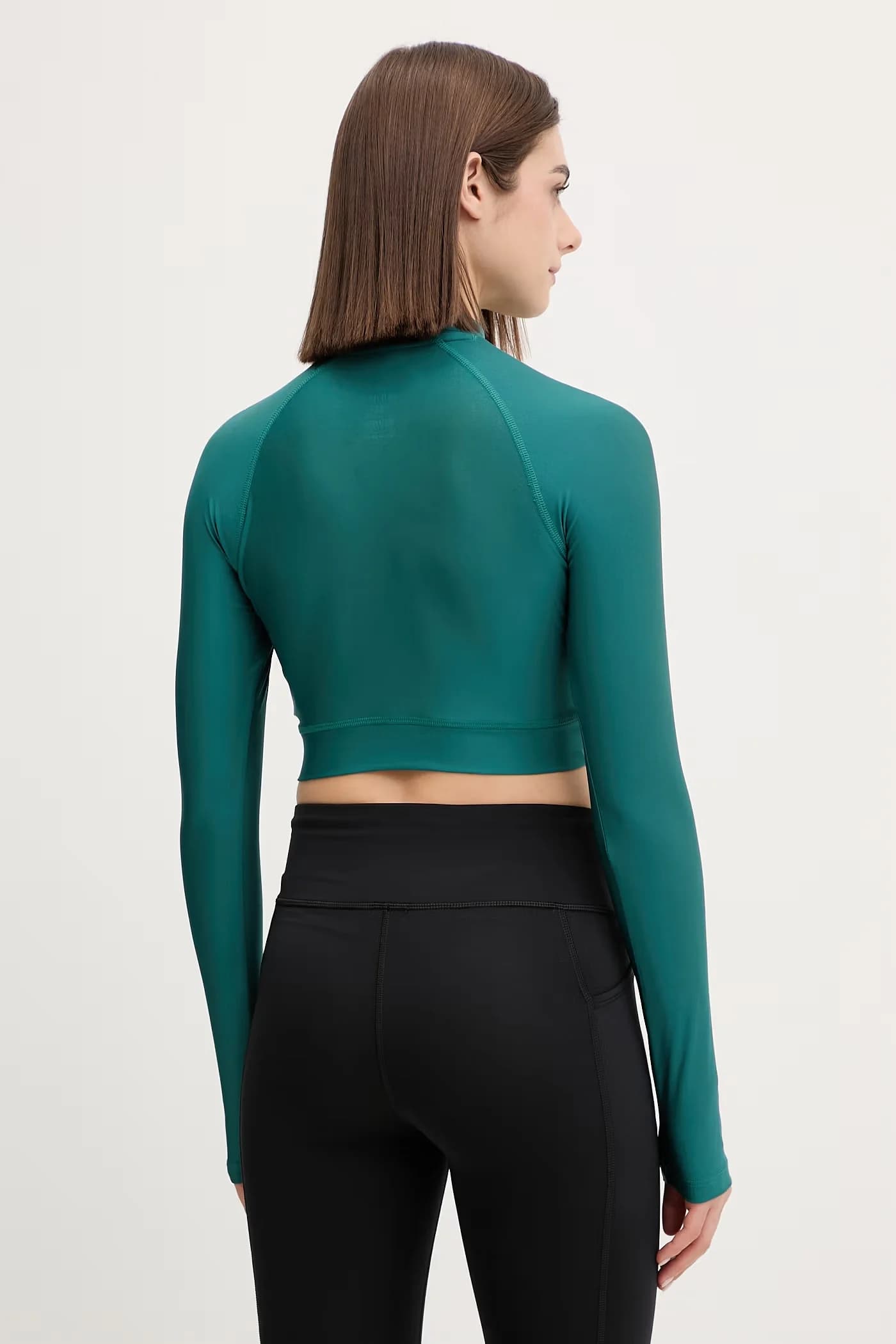 Тренировочная футболка HeatGear Crop с длинными рукавами - фото 3