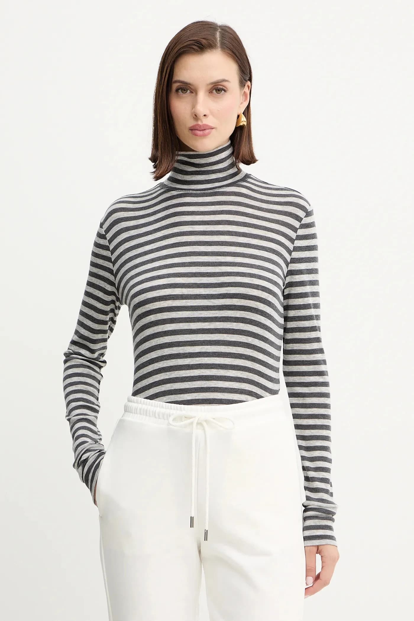 Лонгслив с добавлением шерсти BLASA.