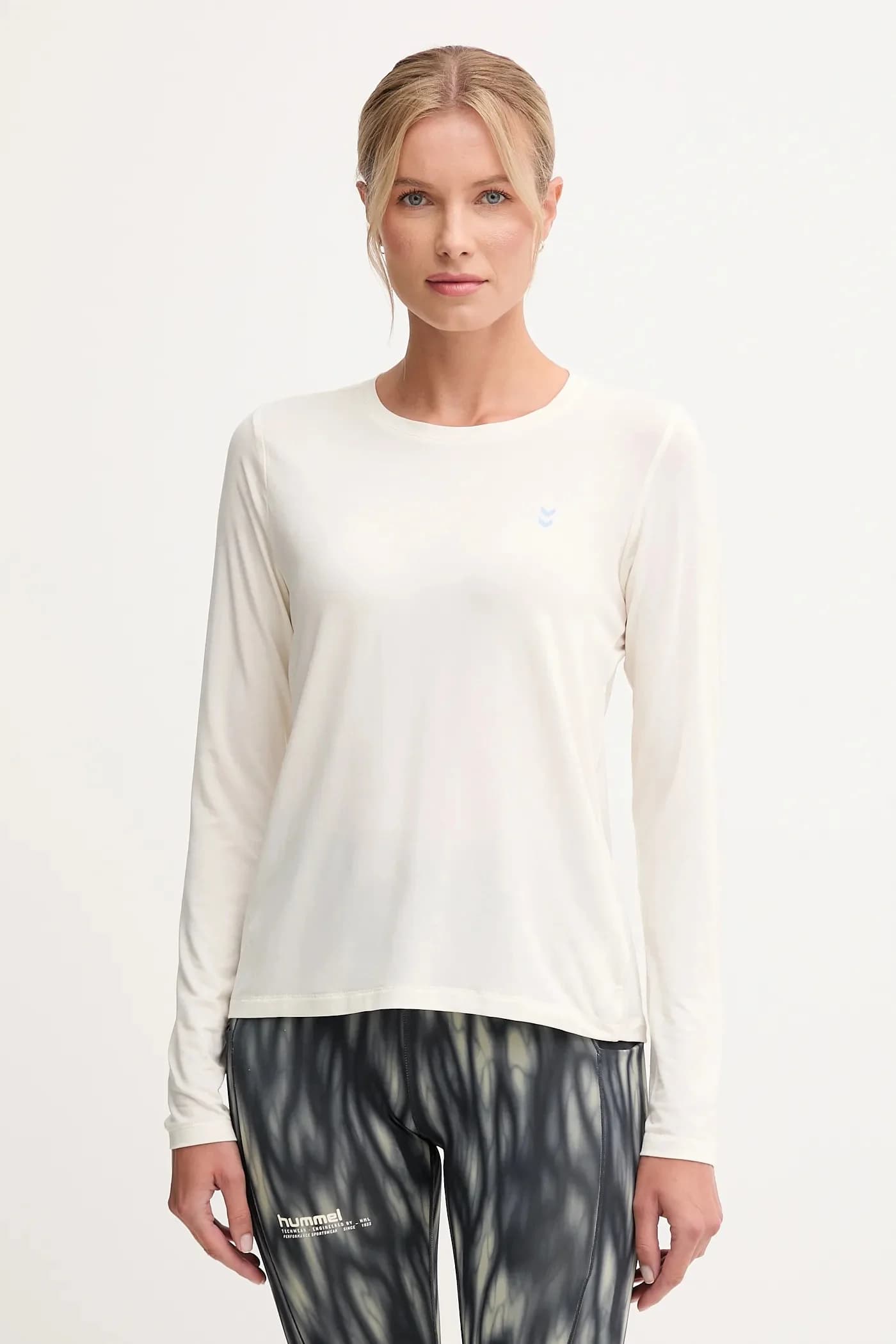 Йога с длинным рукавом