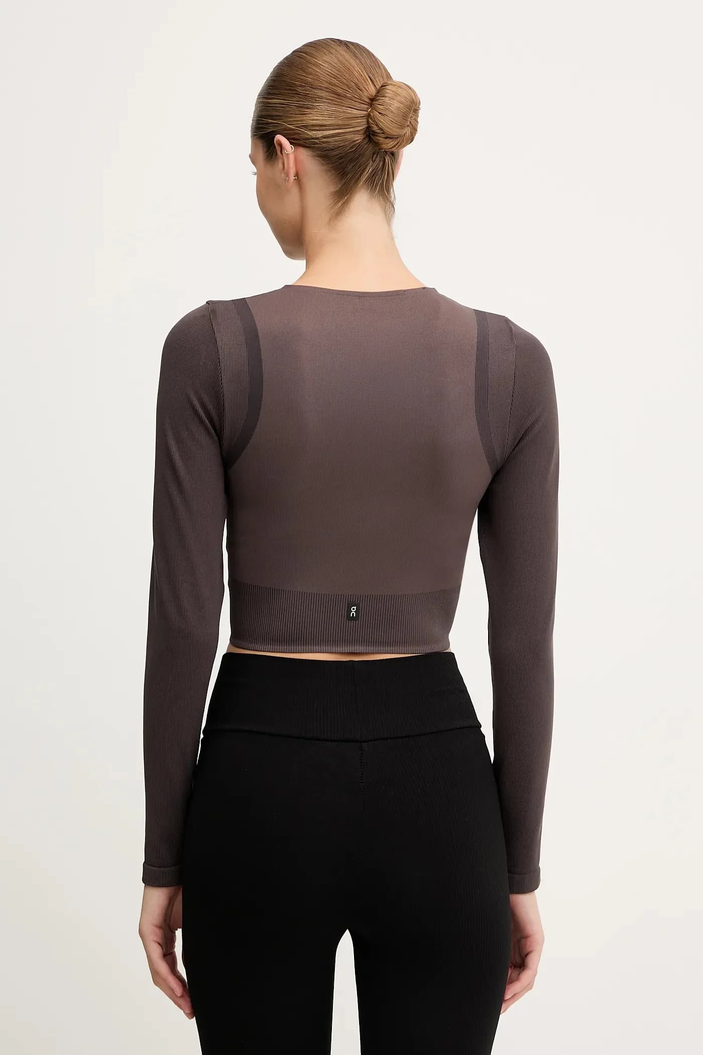 Лонгслив для студии йоги. - фото 3