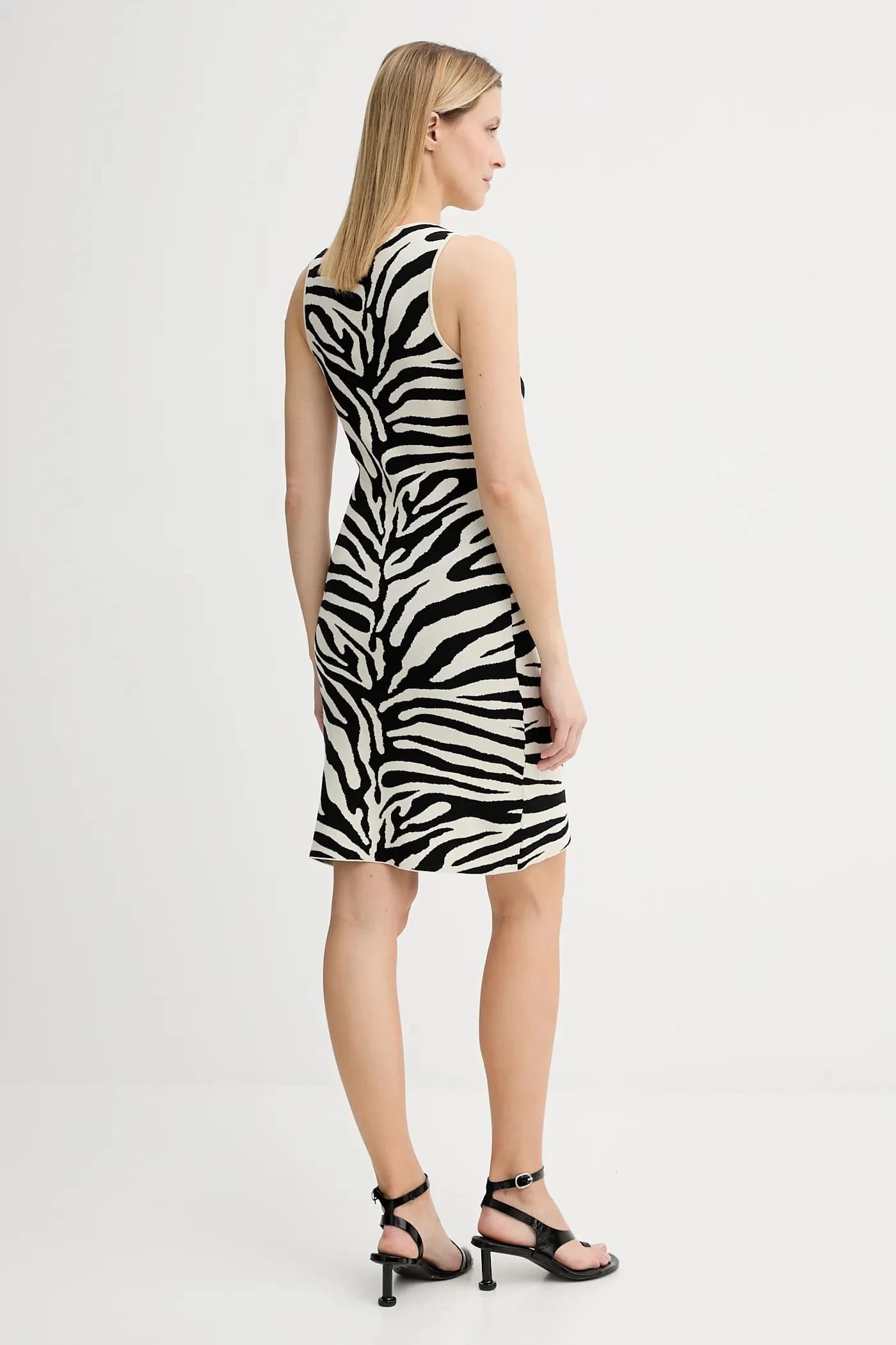 Одеваться - фото 3