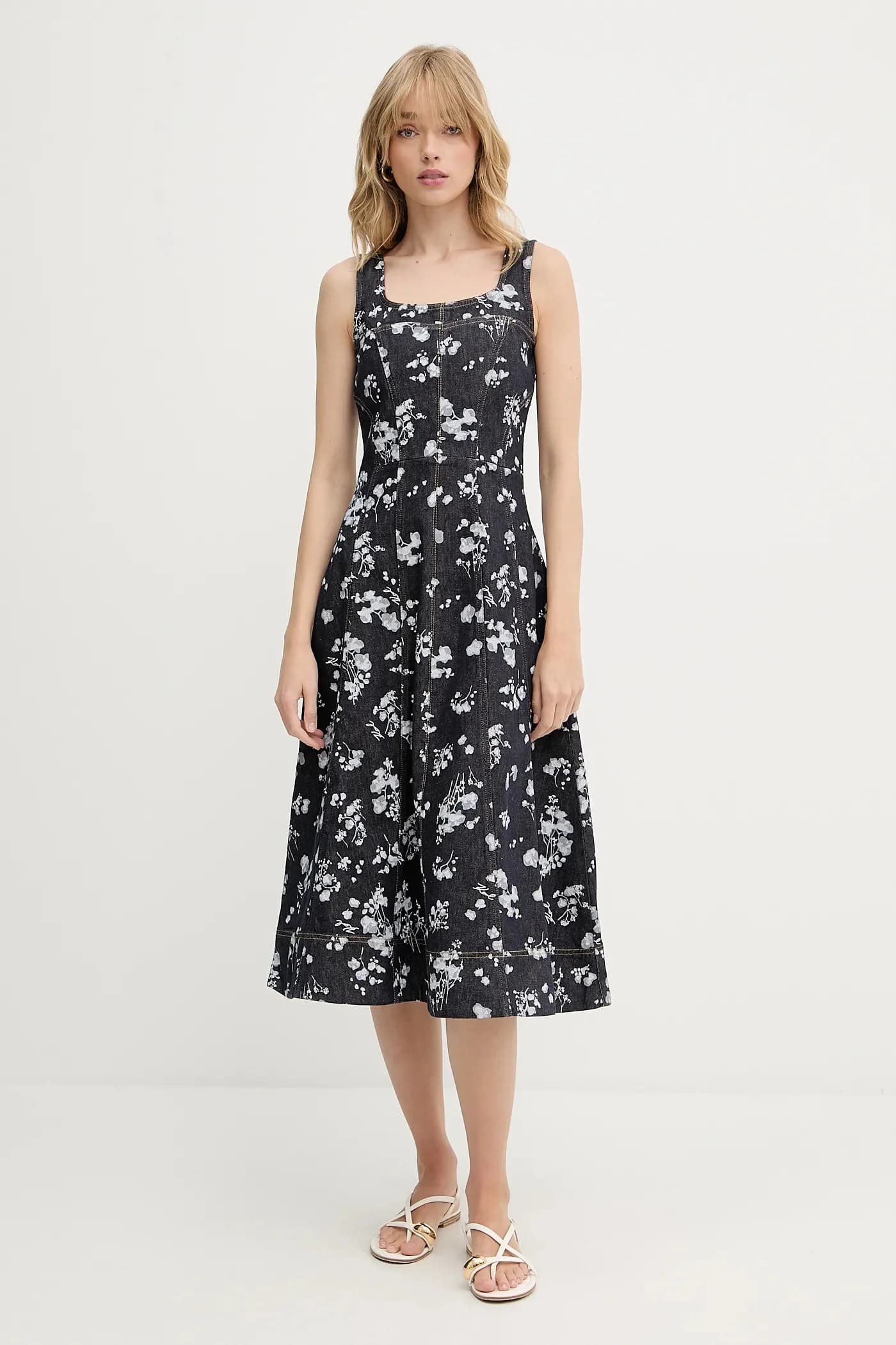 Джинсовое платье