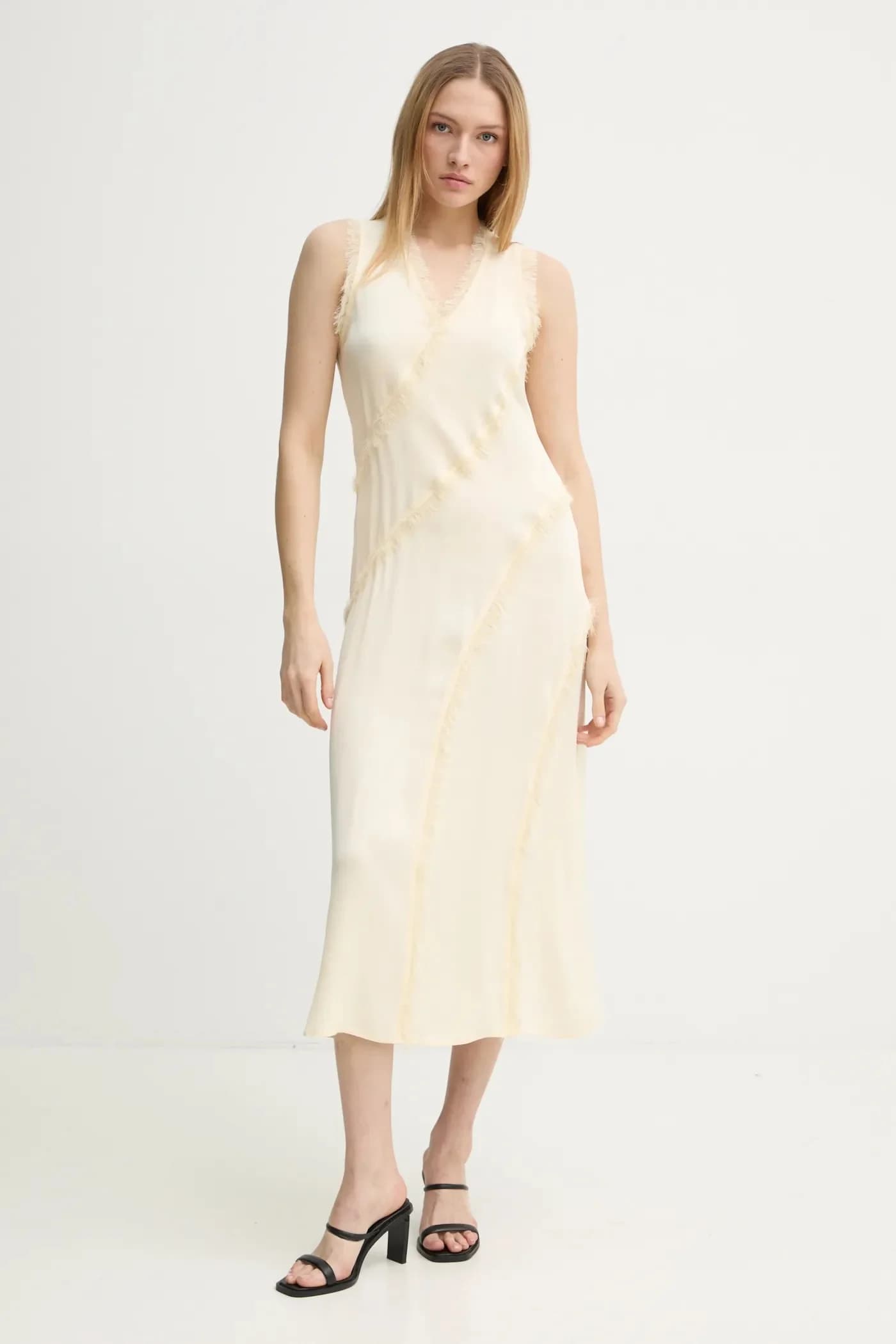 Платье Райли