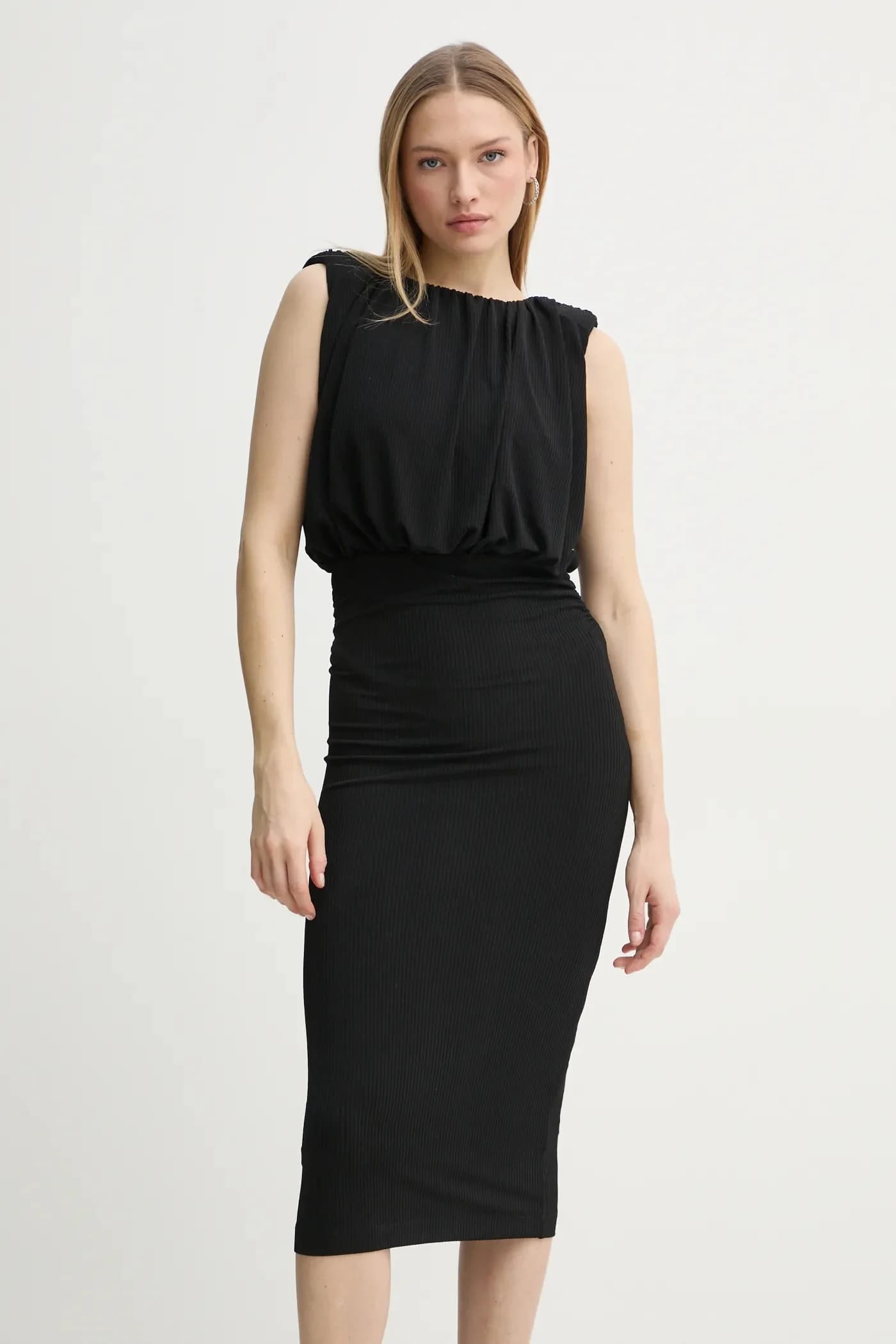 Платье Virginine