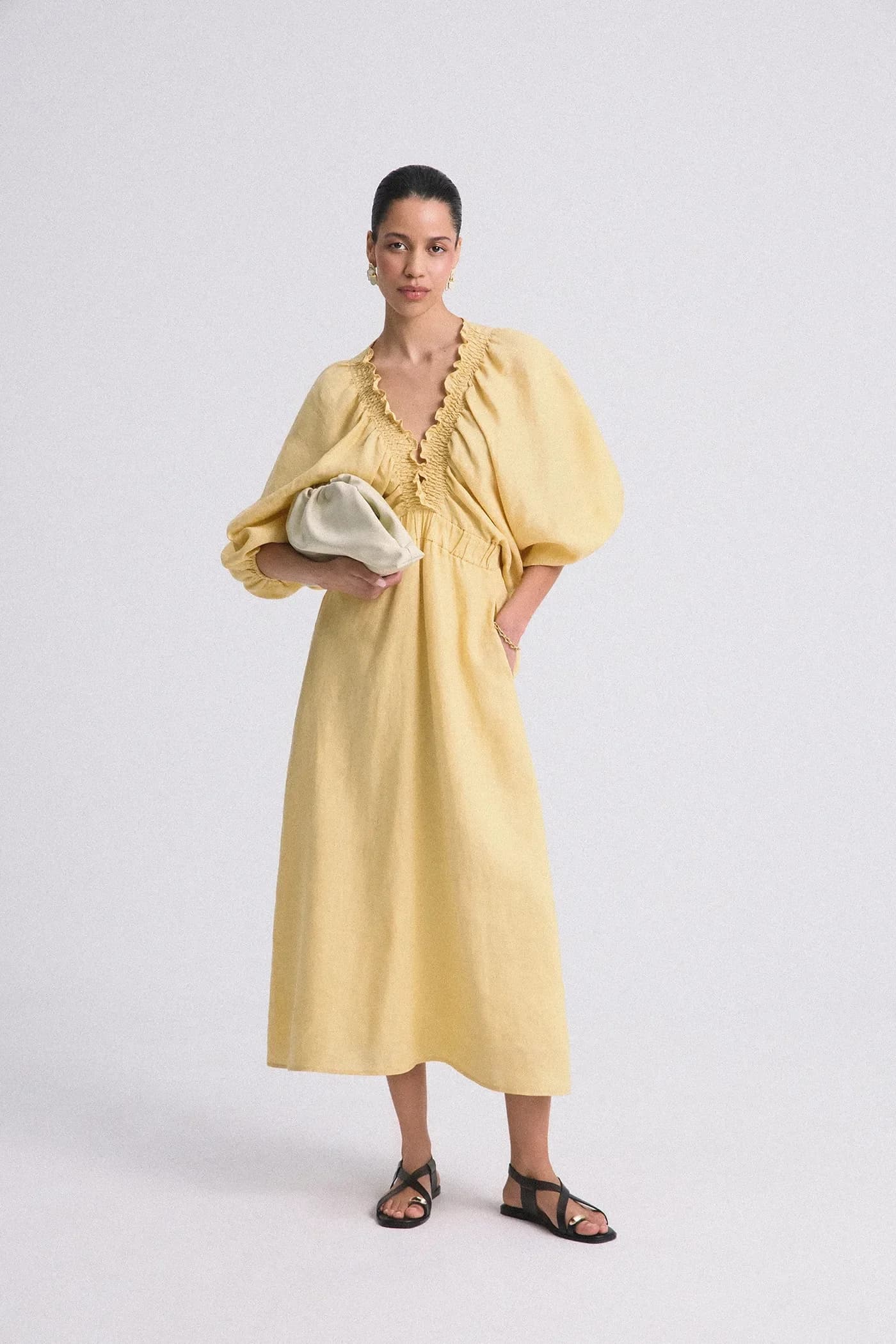 Льняное платье