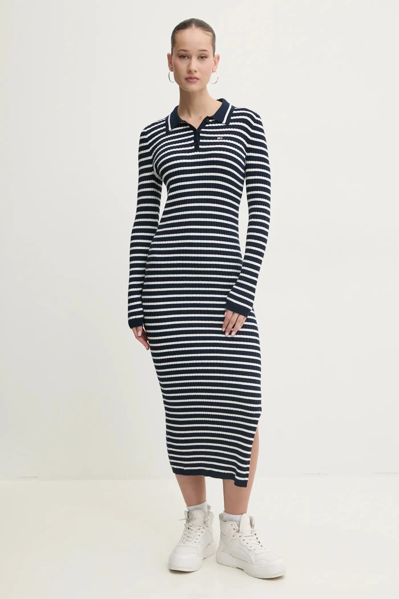 Платье из смесовой шерсти