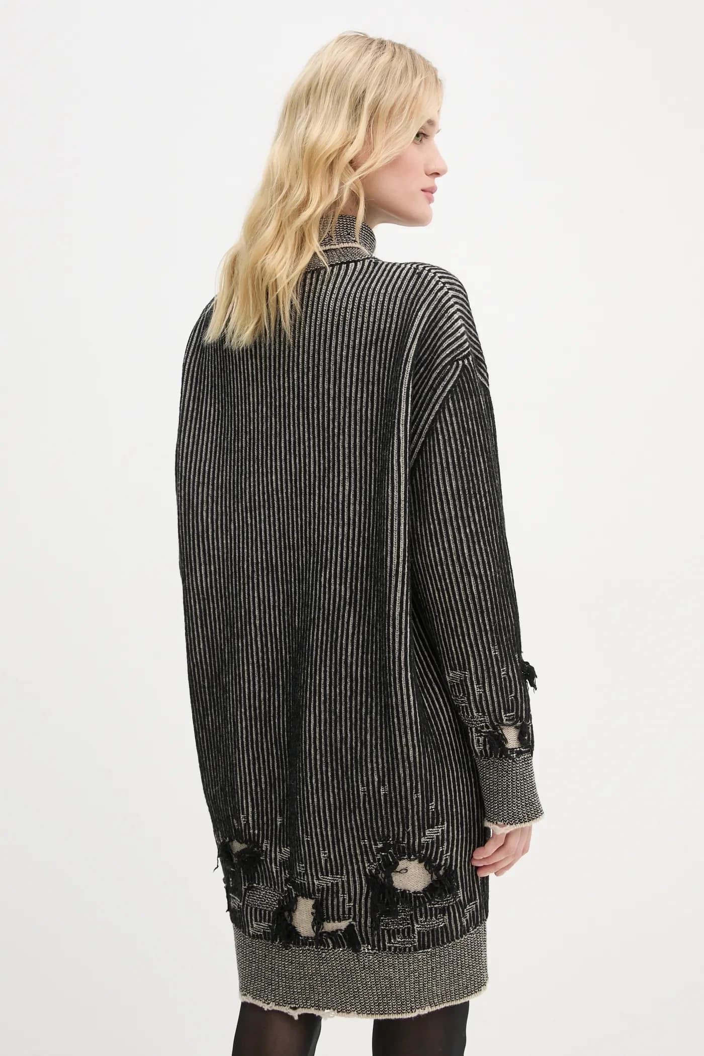 Двустороннее шерстяное платье - фото 3