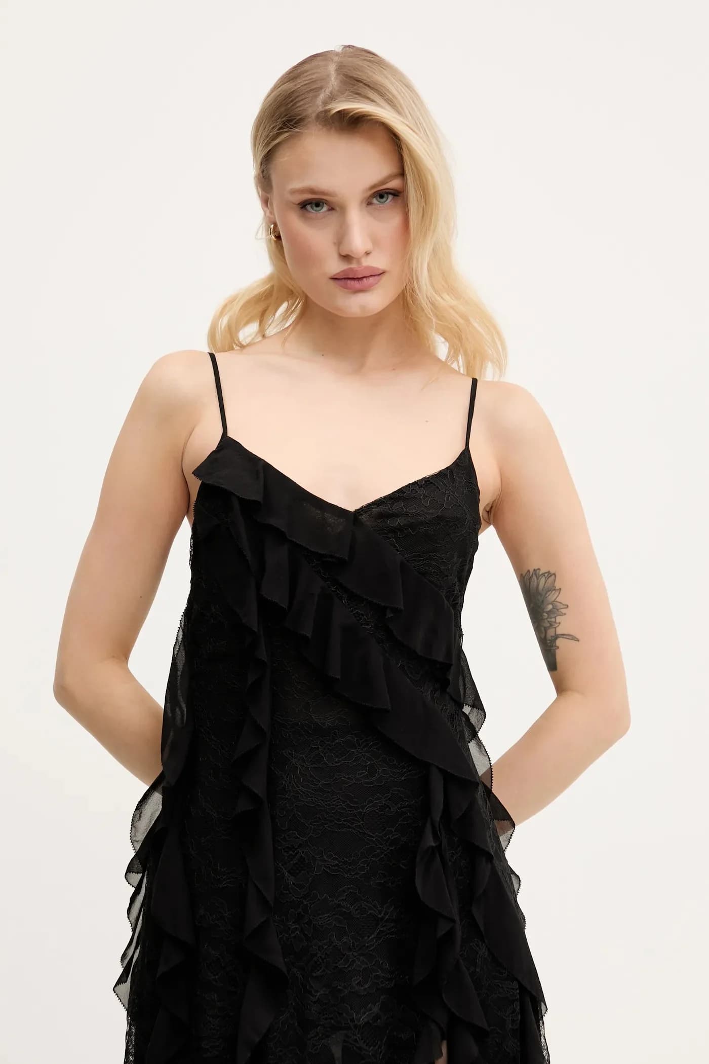 Платье с оттенком шелка - фото 4