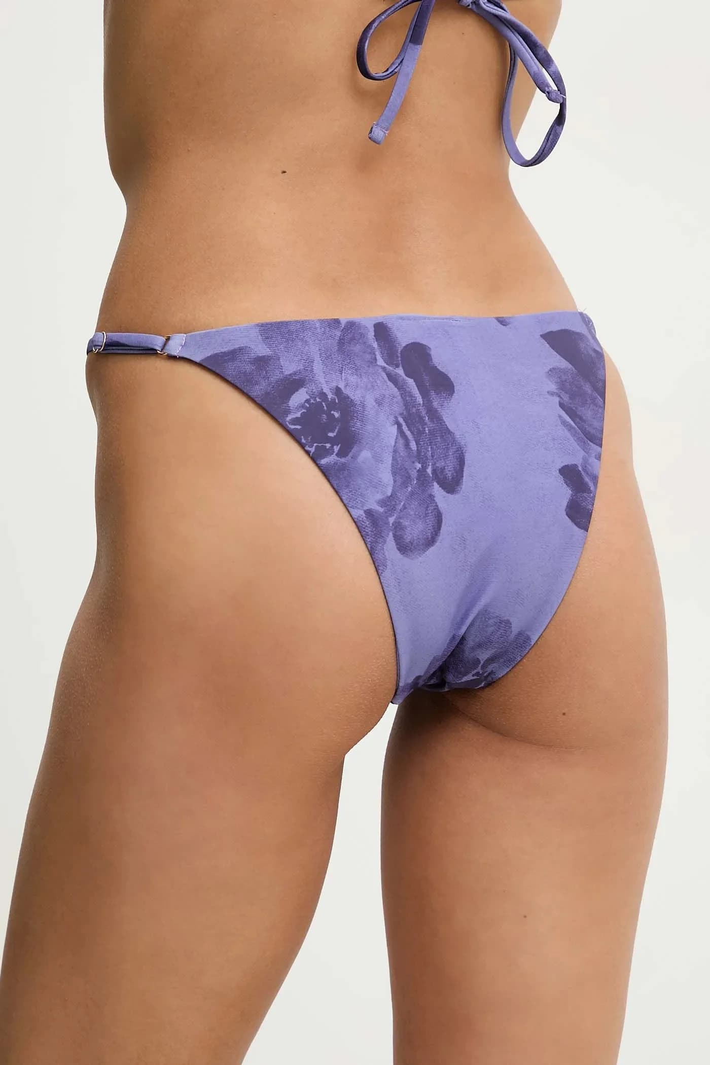 Раздельный купальник и пляжные шорты. - фото 5