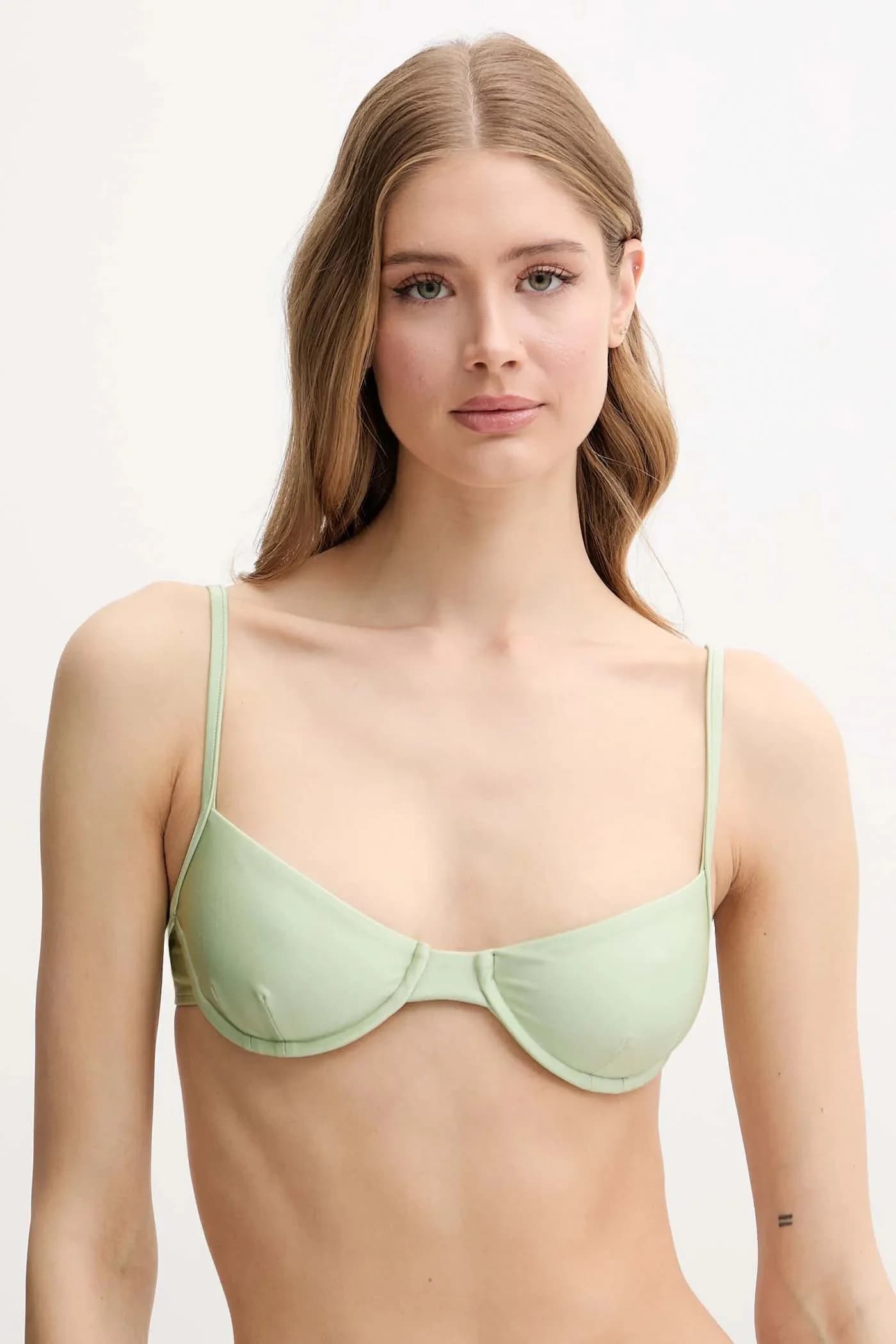 Плавательный бюстгальтер