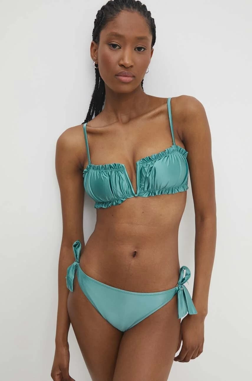 Плавательный бюстгальтер