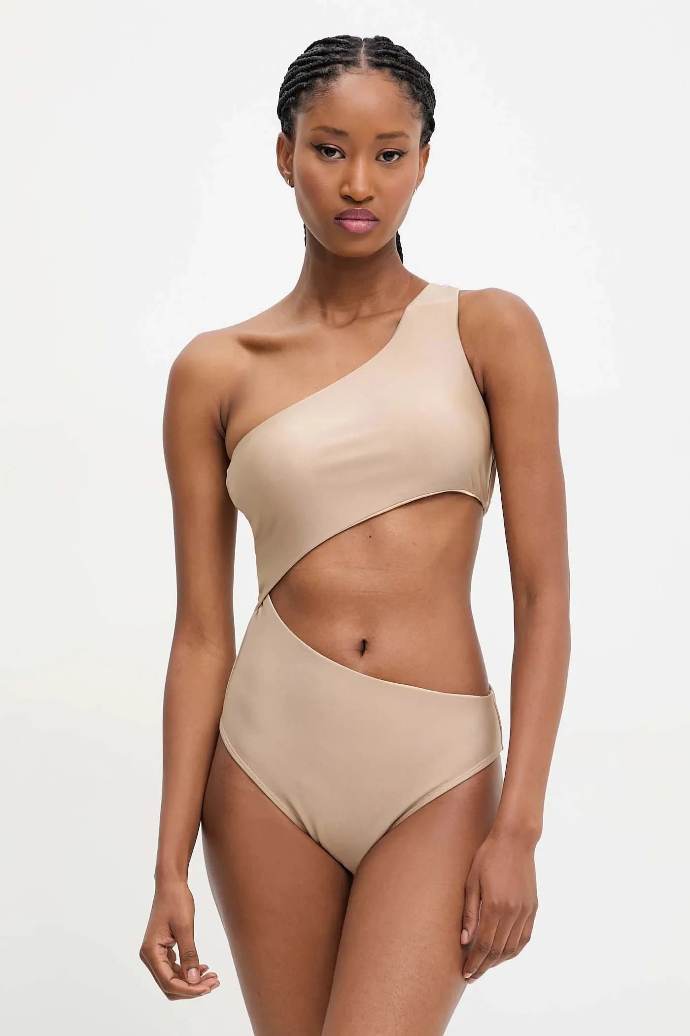 Цельный купальник