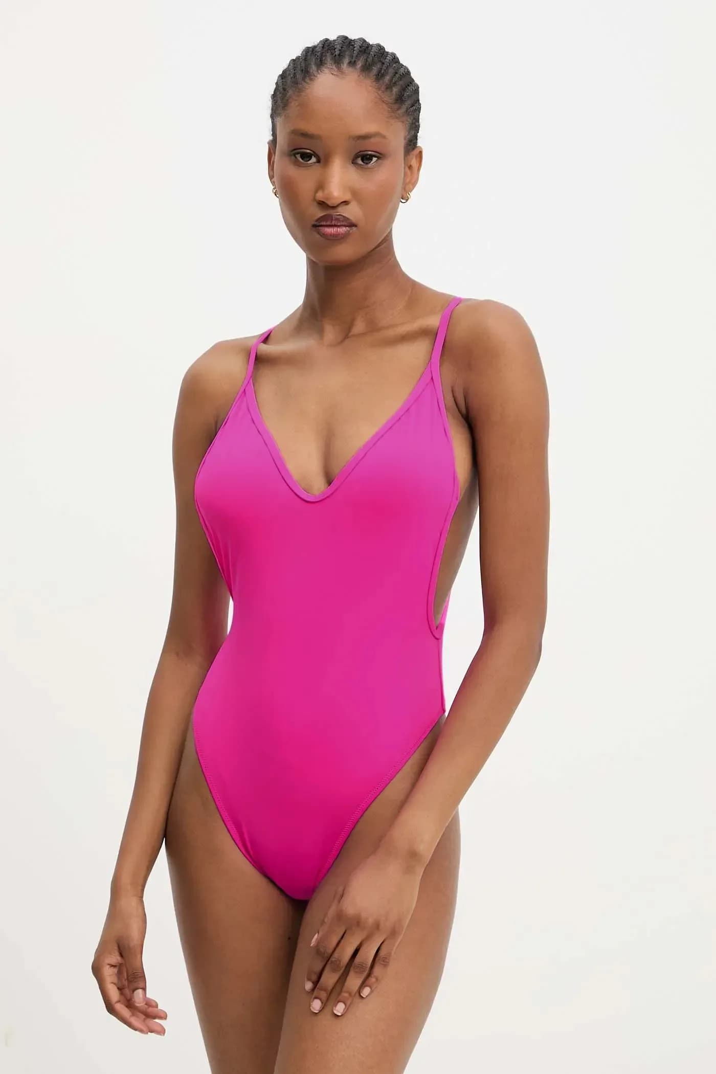 Цельный купальник