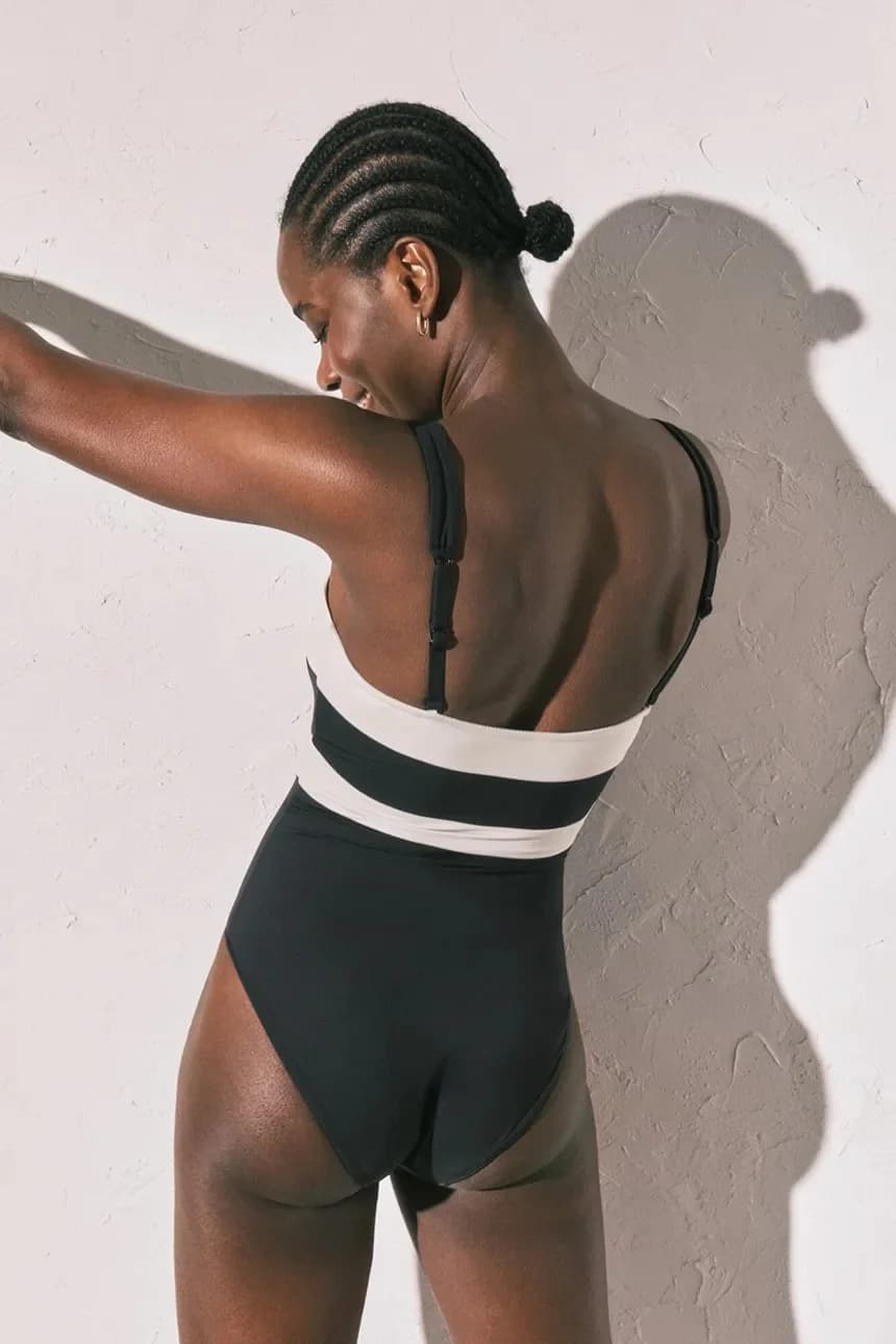 Женский цельный купальник - фото 2