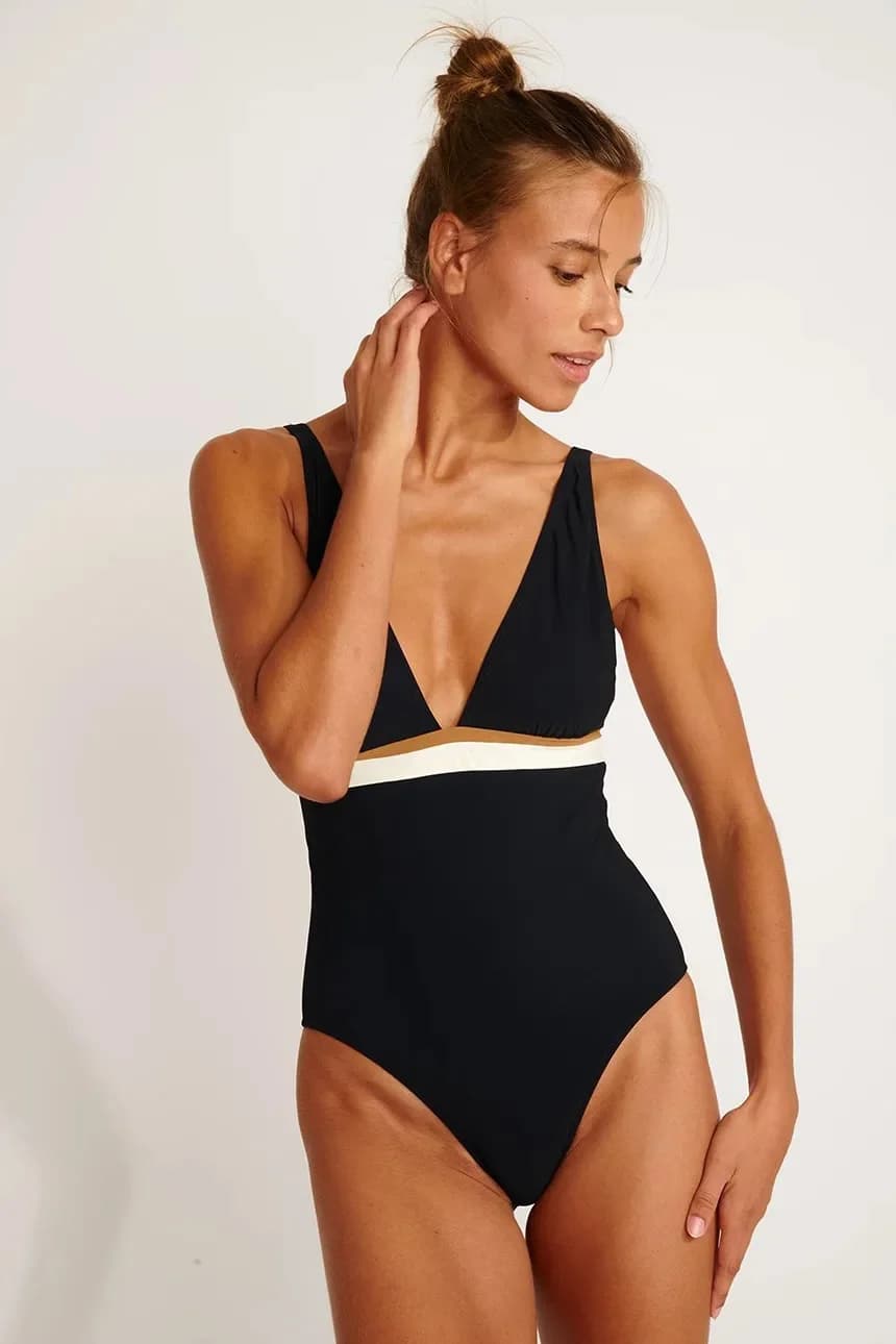 Сплошной купальник Montecito