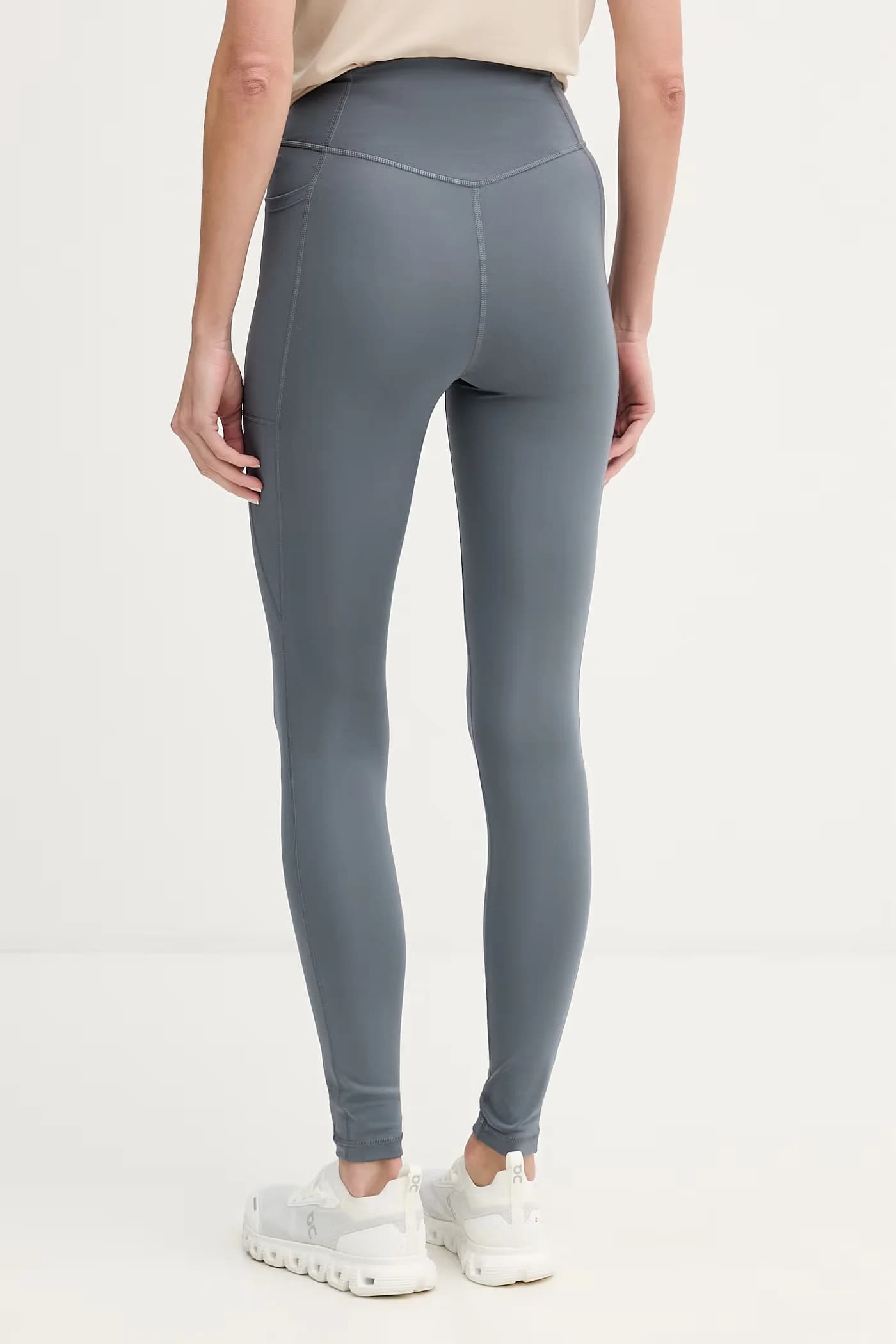 Леггинсы Essentials для тренировок - фото 3