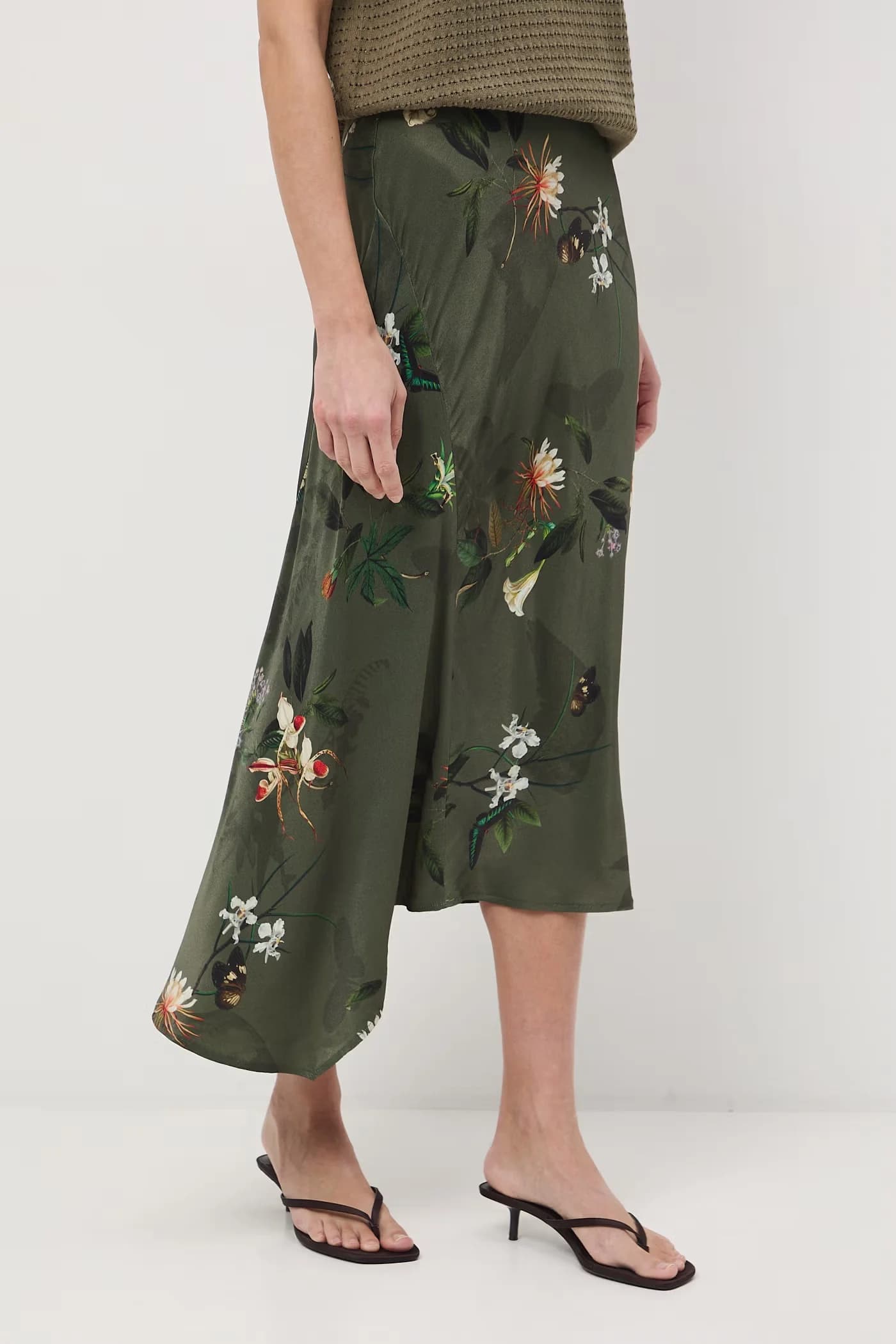 Асимметричная юбка из вискозы. - фото 2