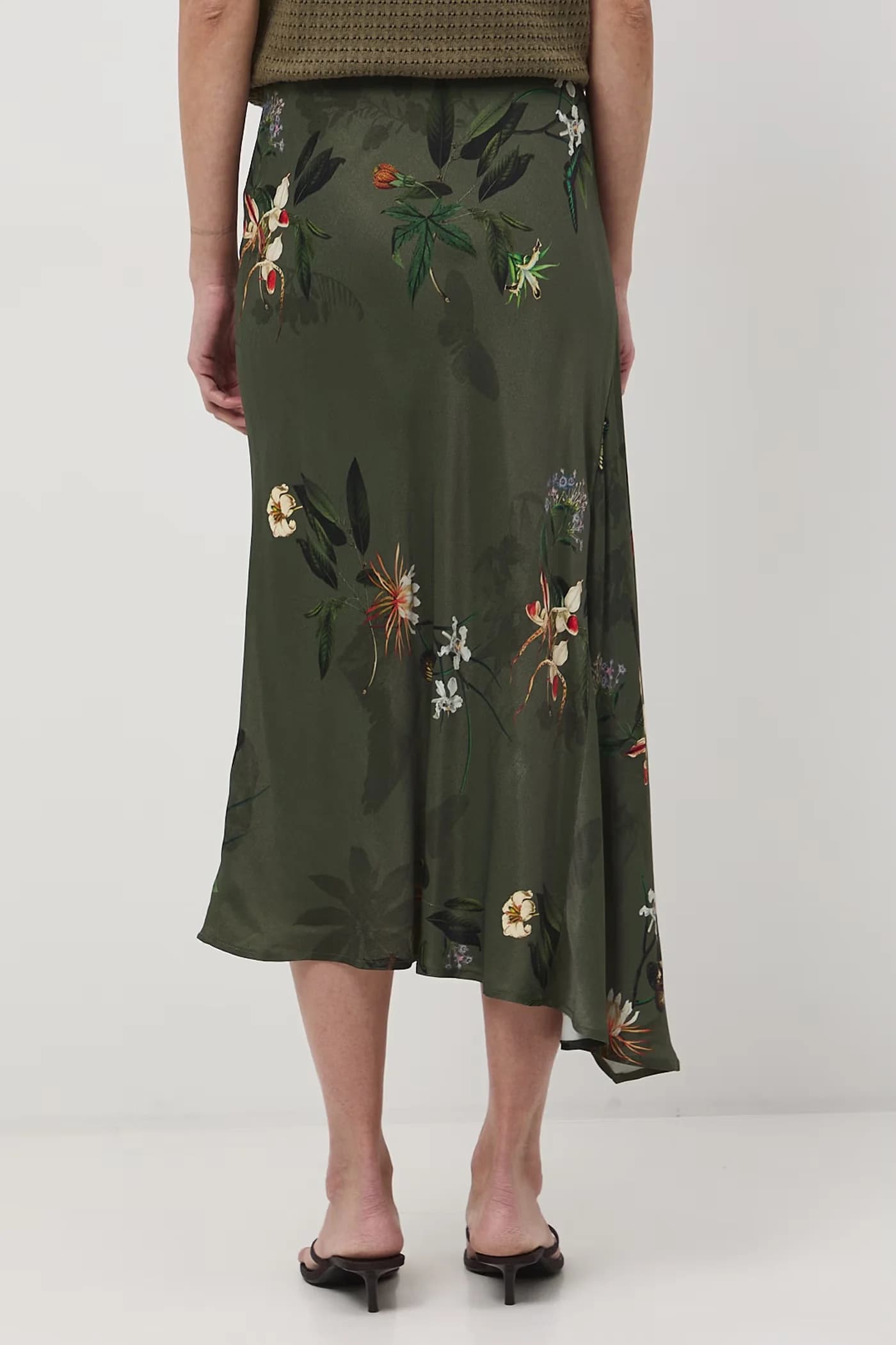 Асимметричная юбка из вискозы. - фото 3