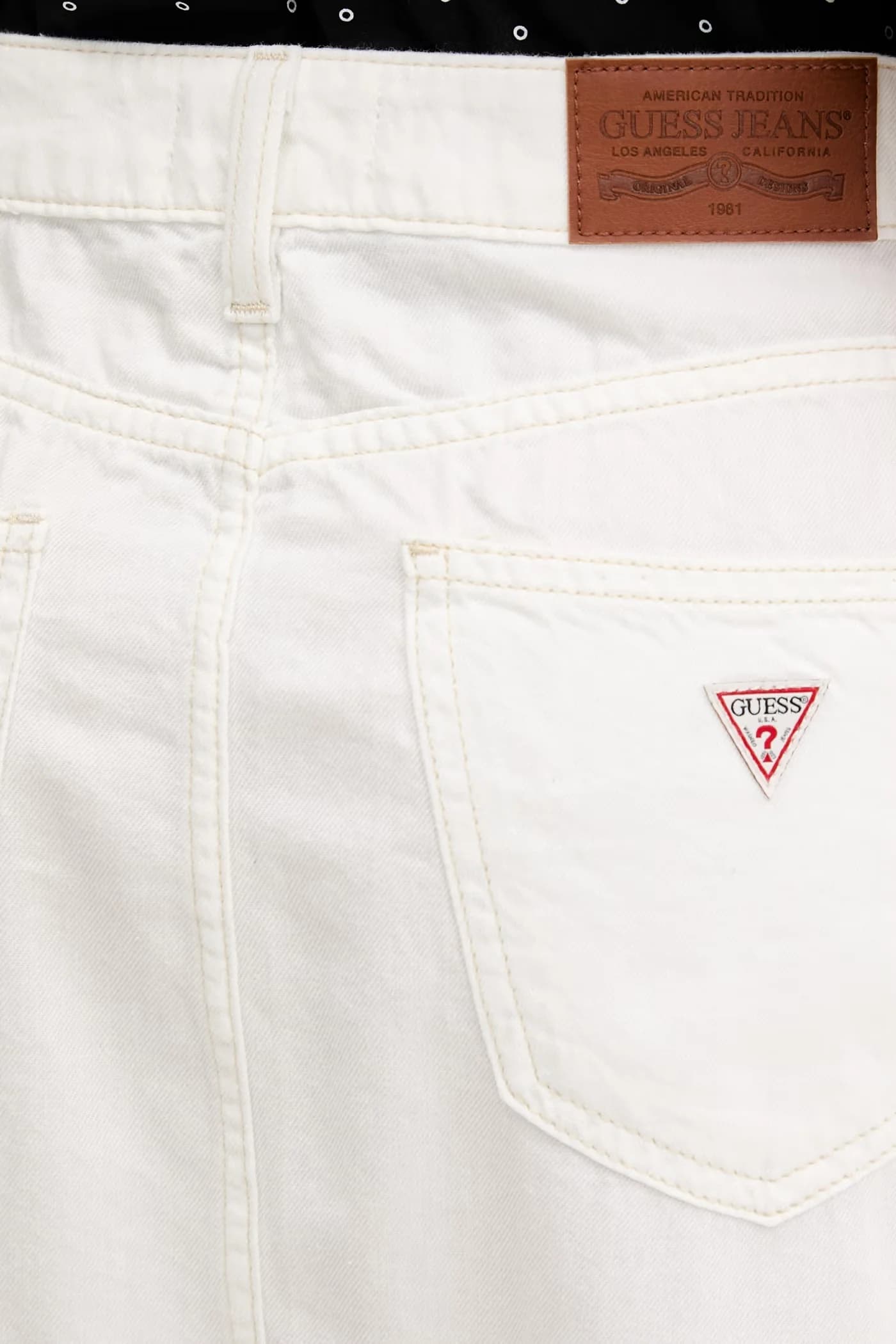 Джинсовая юбка с разрезом - фото 4