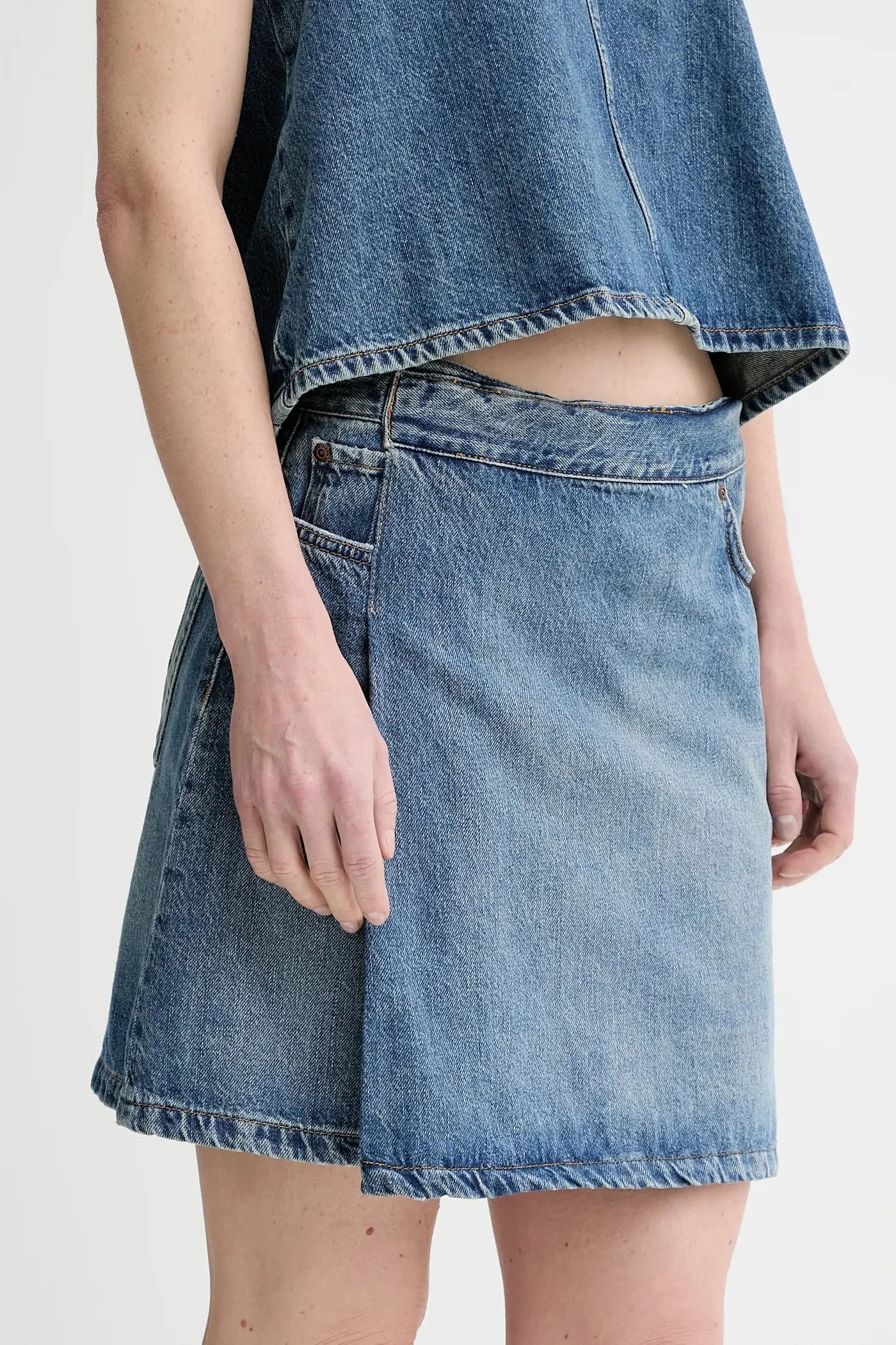 Джинсовая юбка