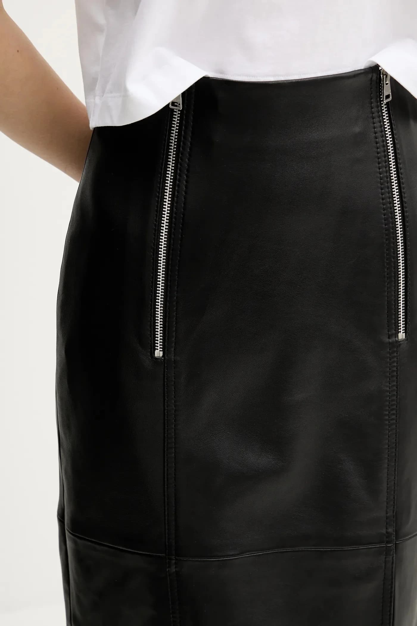 кожаная юбка Леомира - фото 5