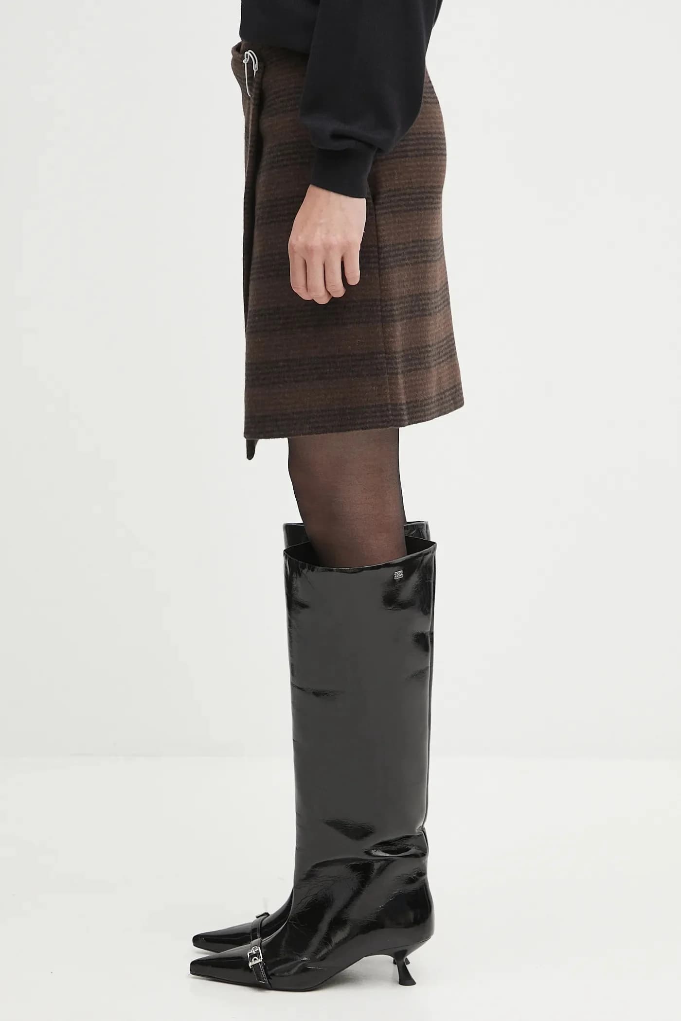 Шерстяная юбка - фото 2