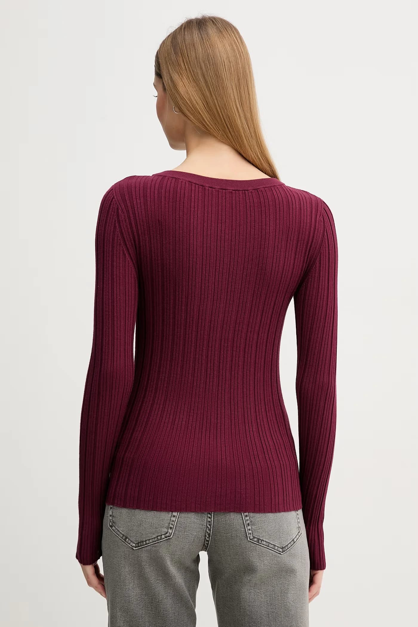 Женский свитер из вискозы - фото 2