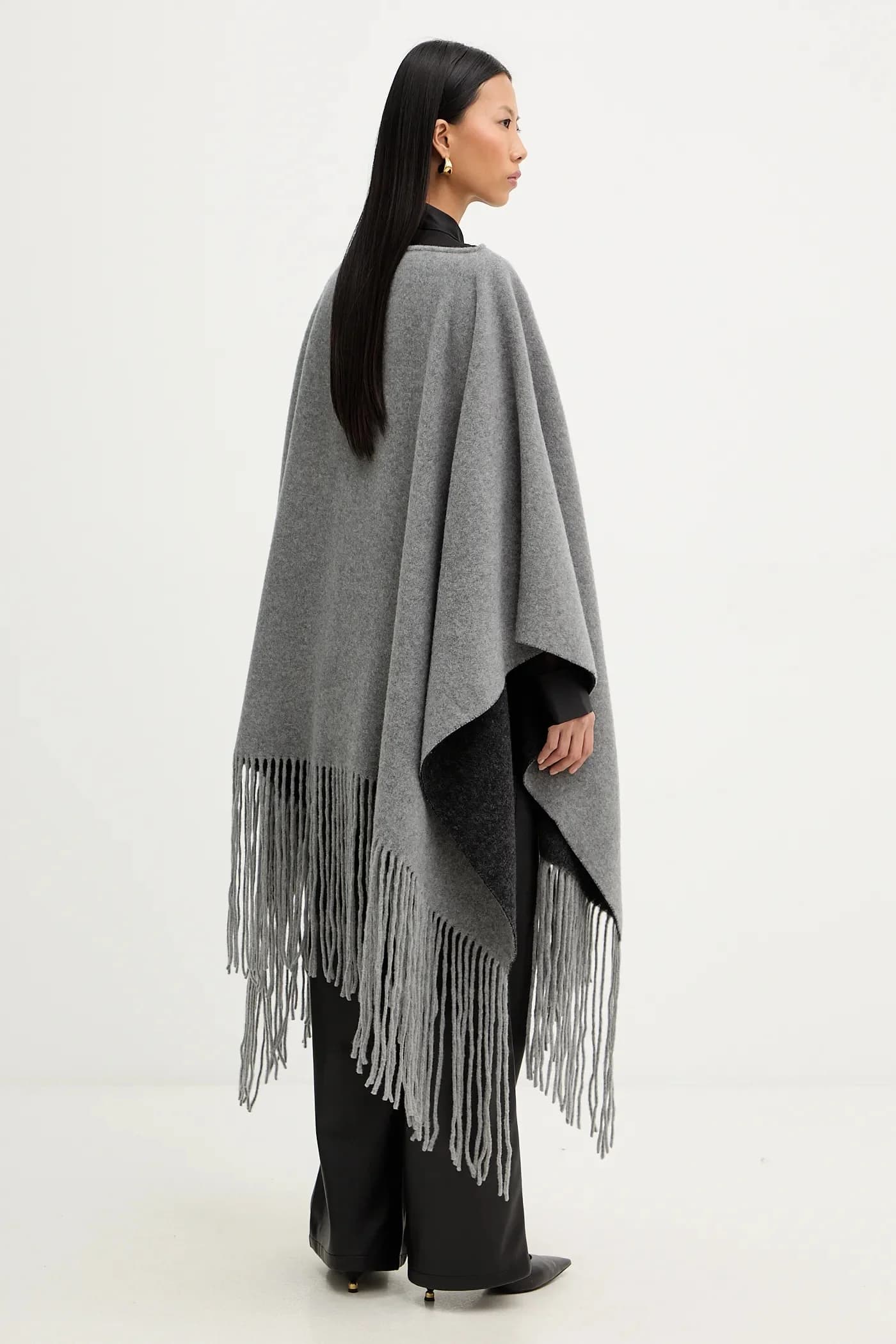 Шерстяное пончо - фото 3