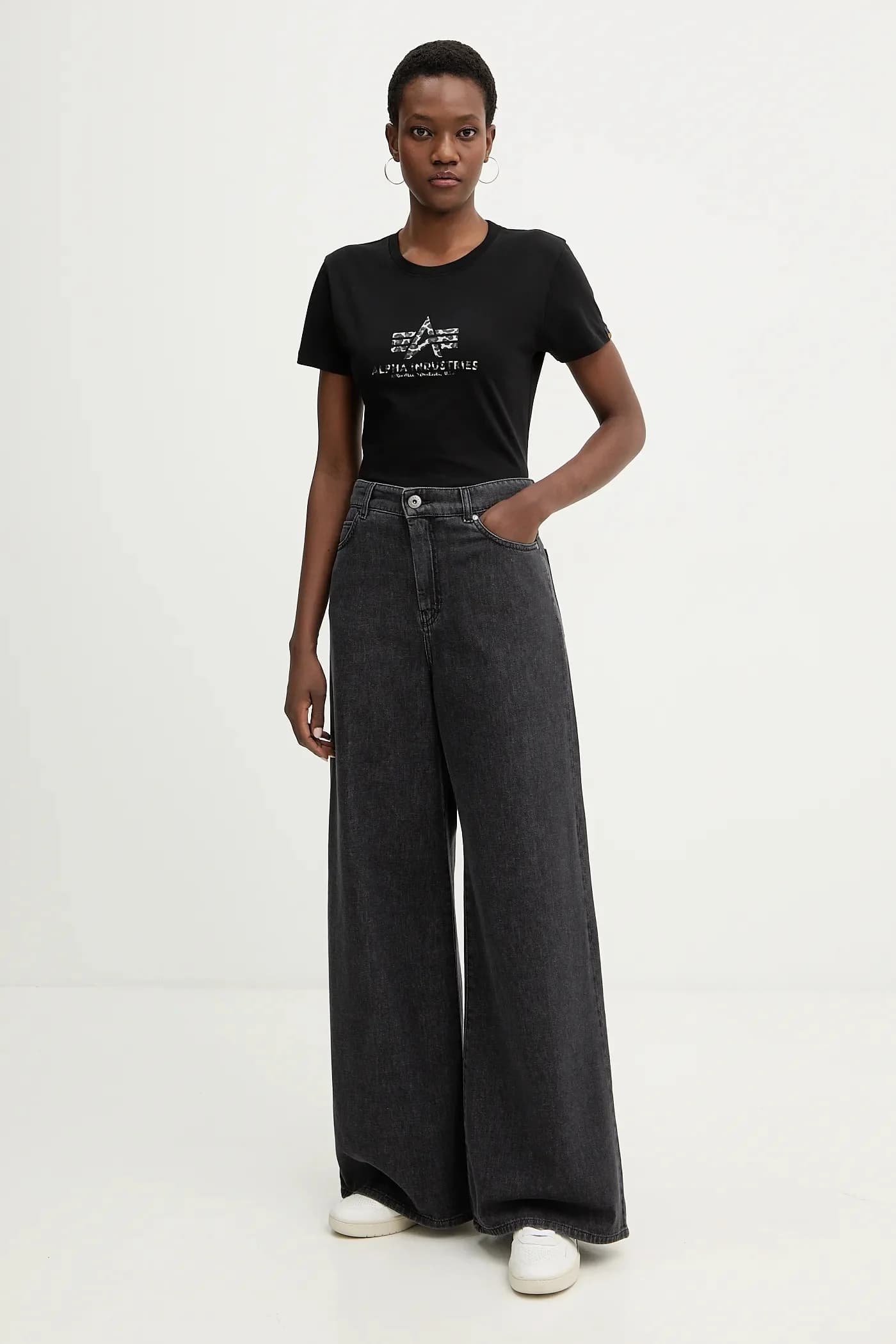 Базовая хлопковая футболка BL Mirror Leo W - фото 2