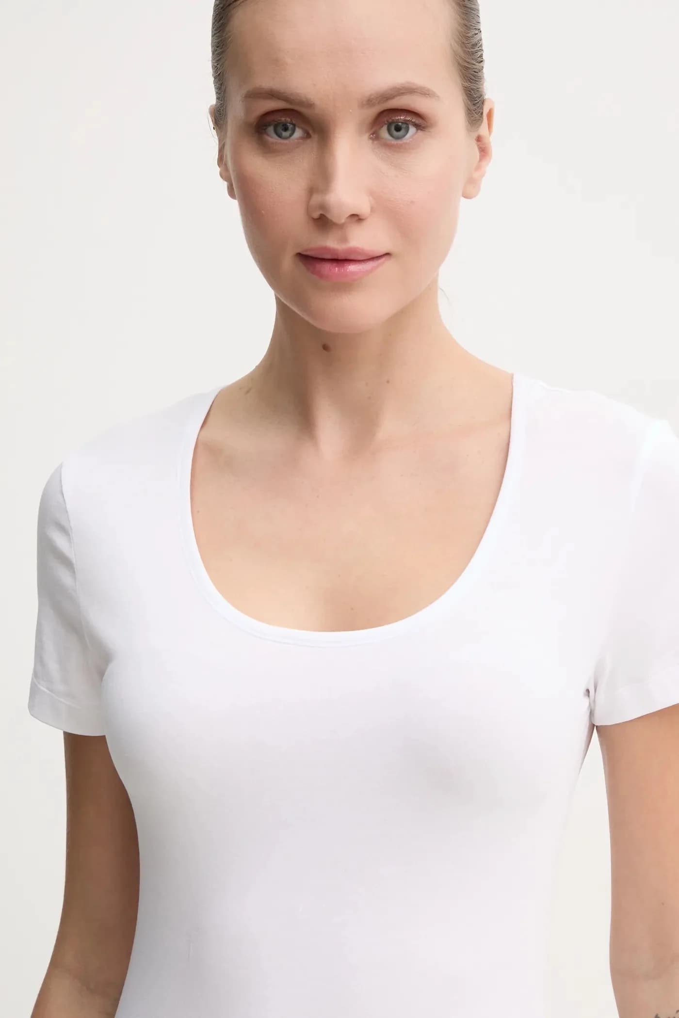 2 пары футболок - фото 6