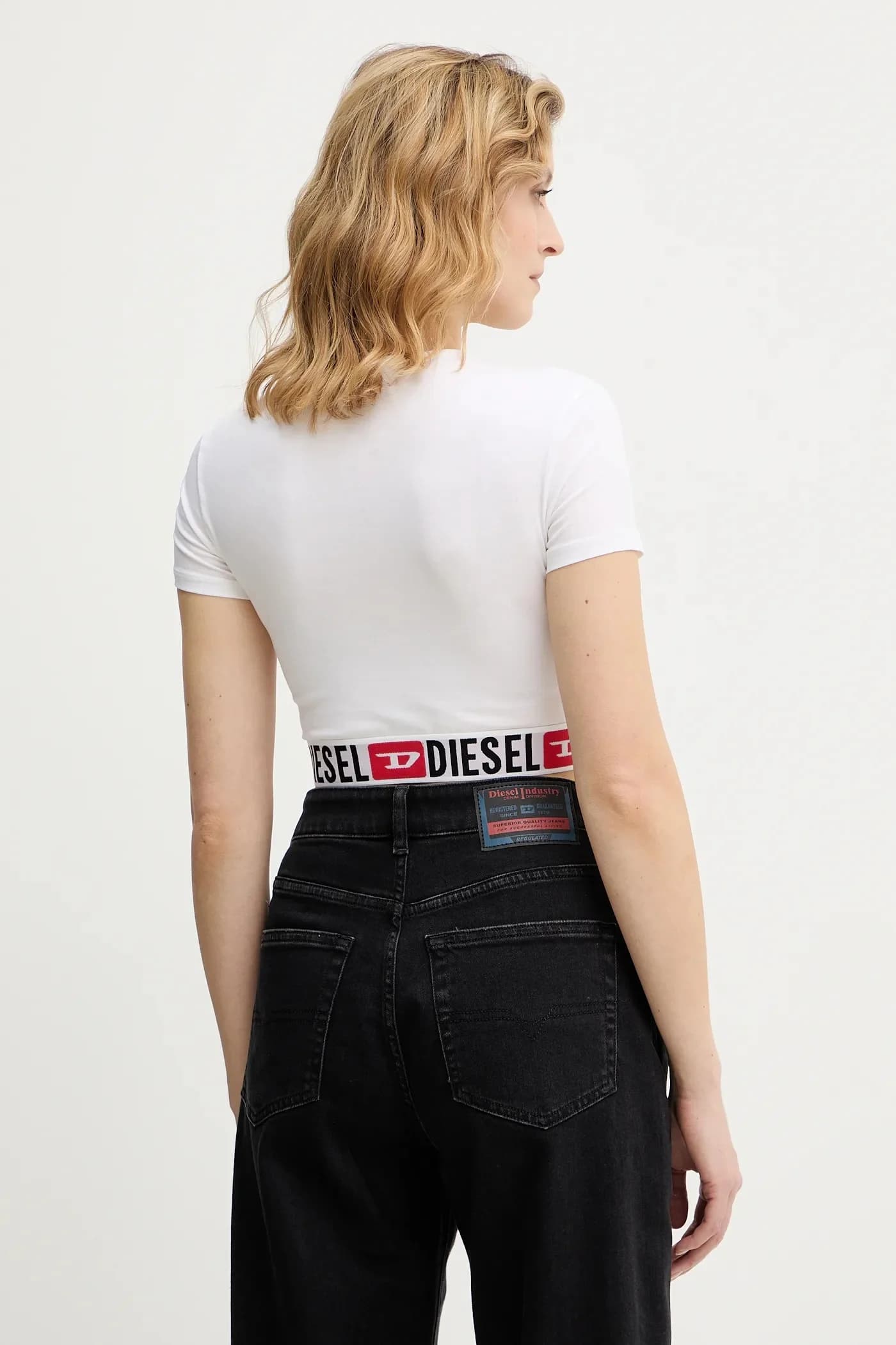 Футболка IRMA-D-CORE - фото 3