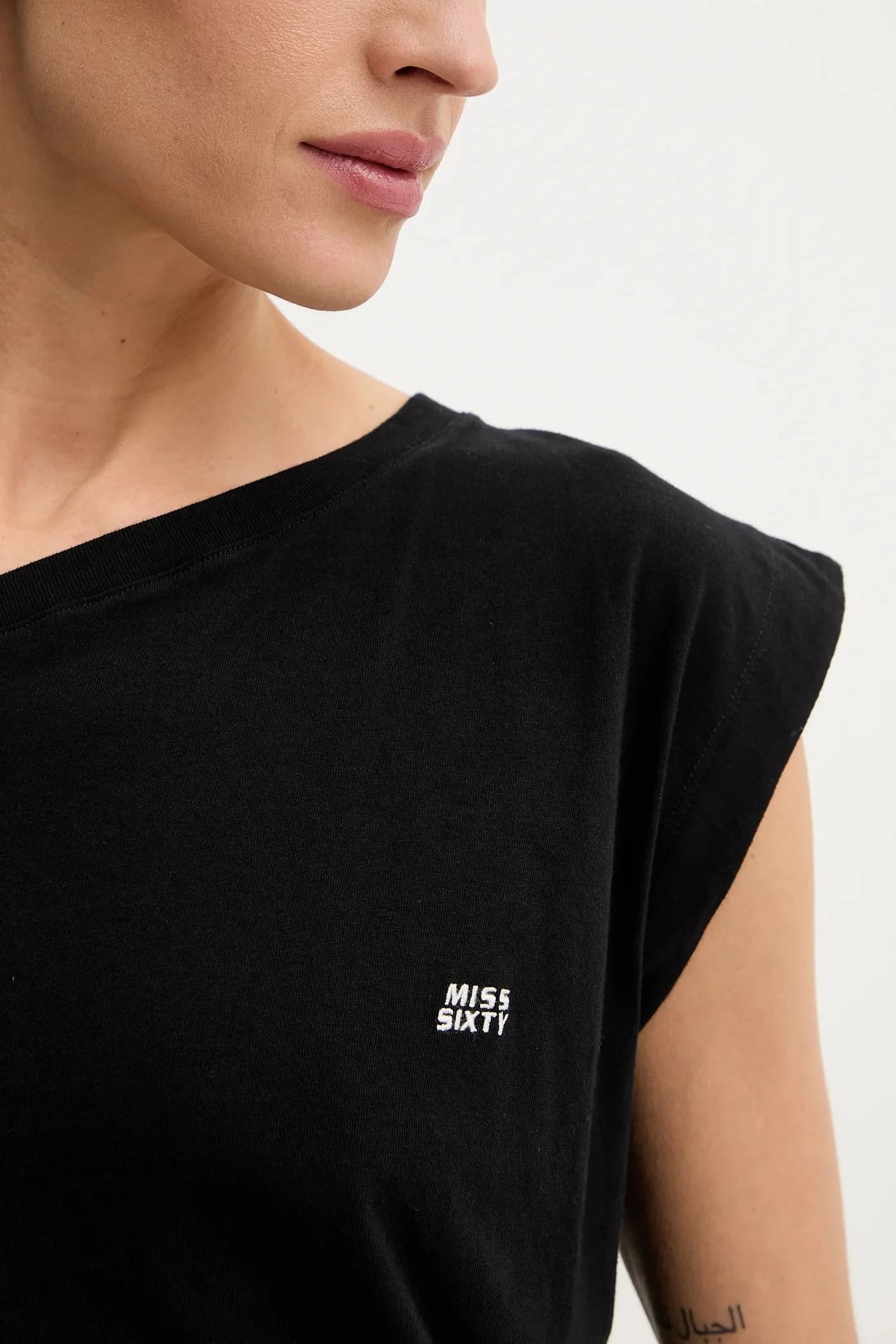 Хлопковая футболка - фото 5